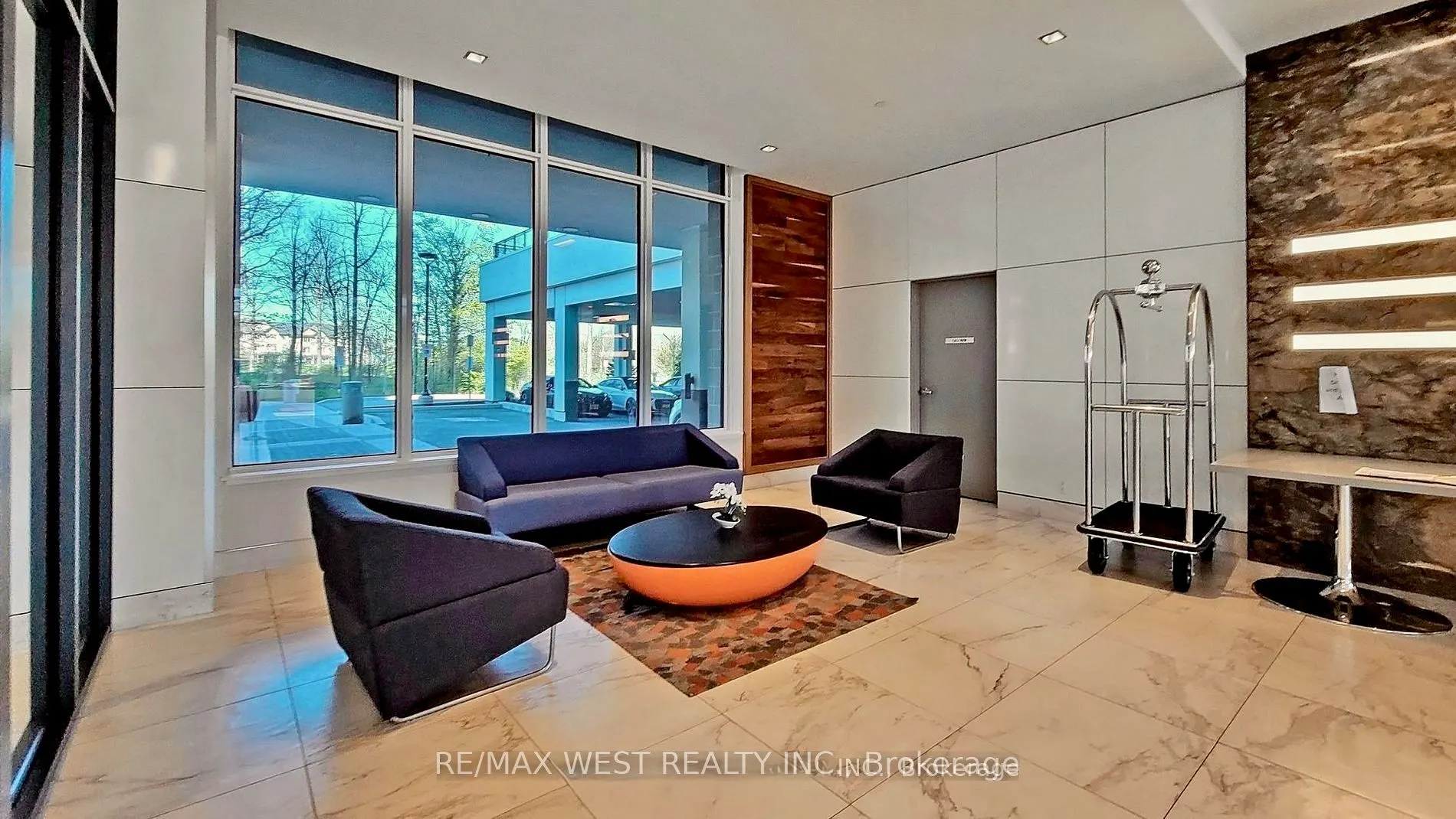 7900 Bathurst Street #714