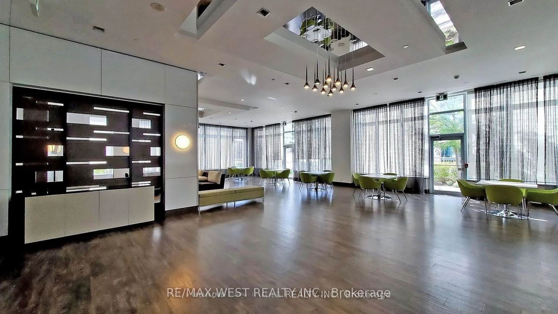 7900 Bathurst Street #714