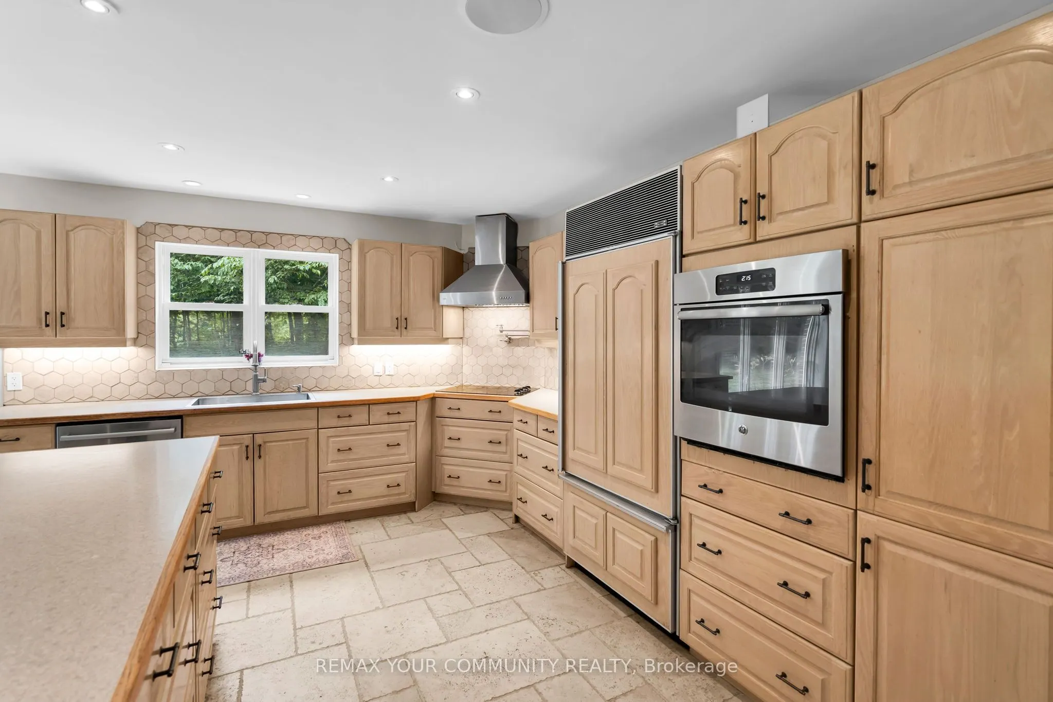 273 Wees Road