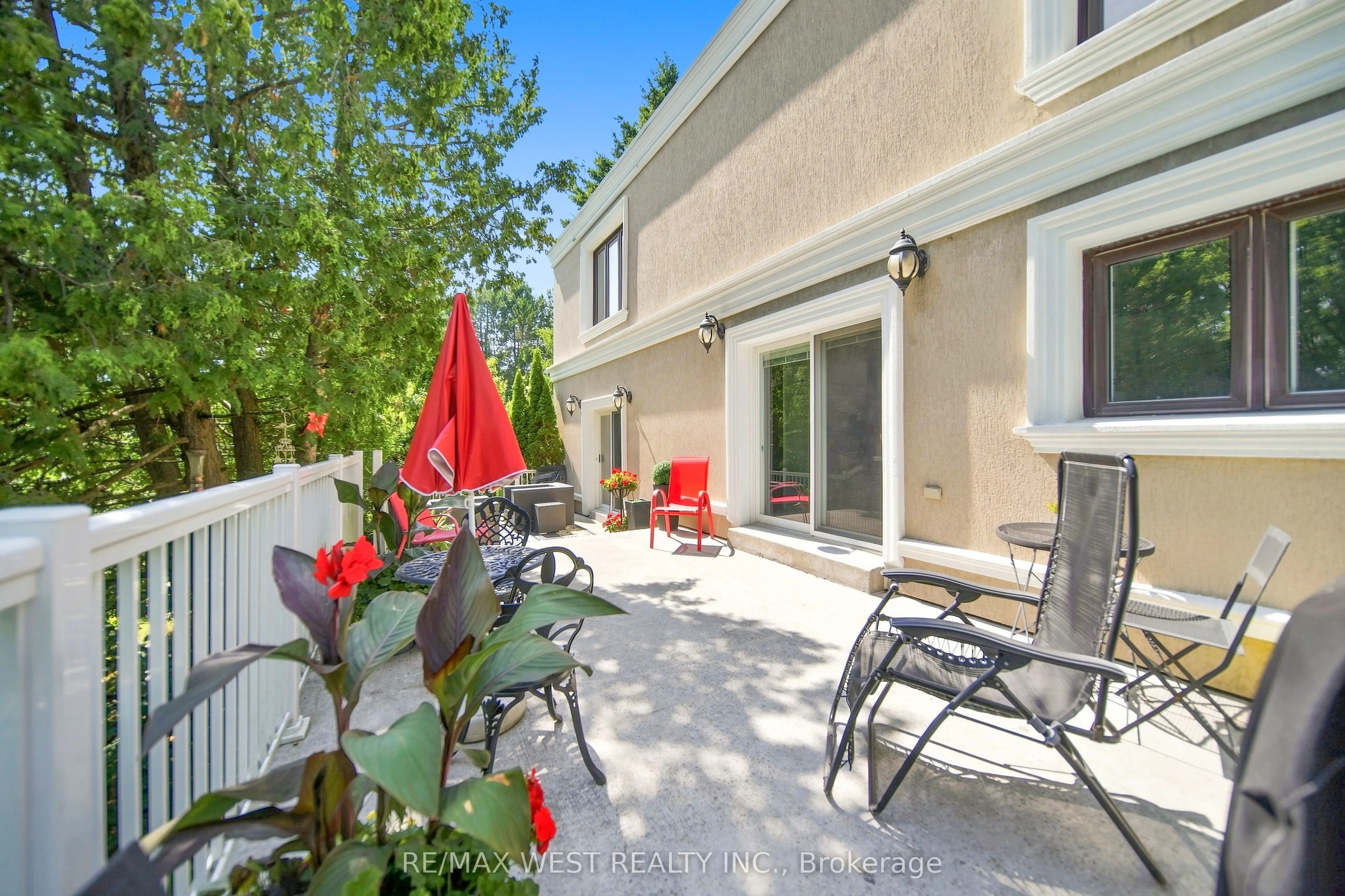179 Ellis Avenue