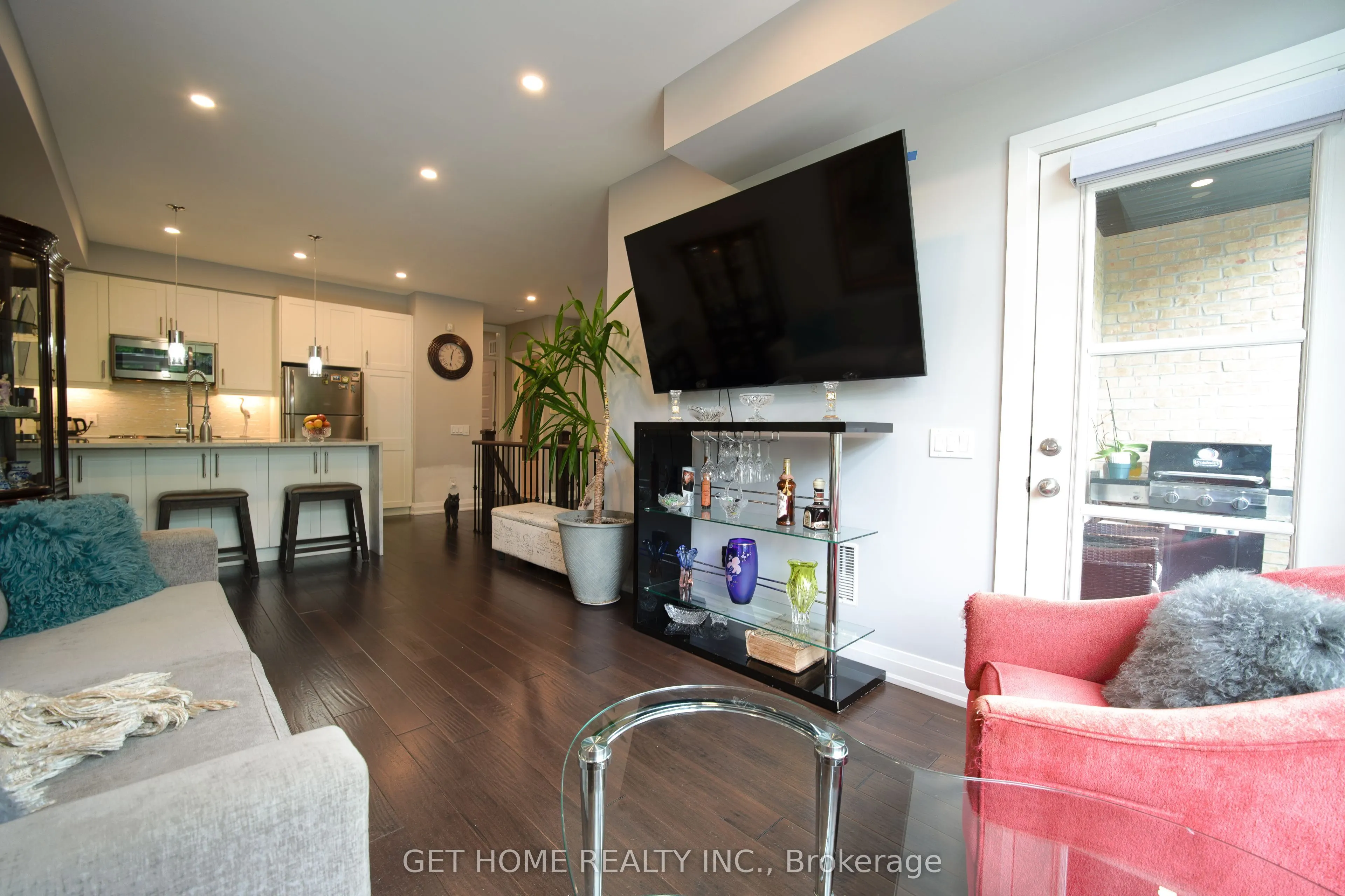 8169 Kipling Avenue E #22