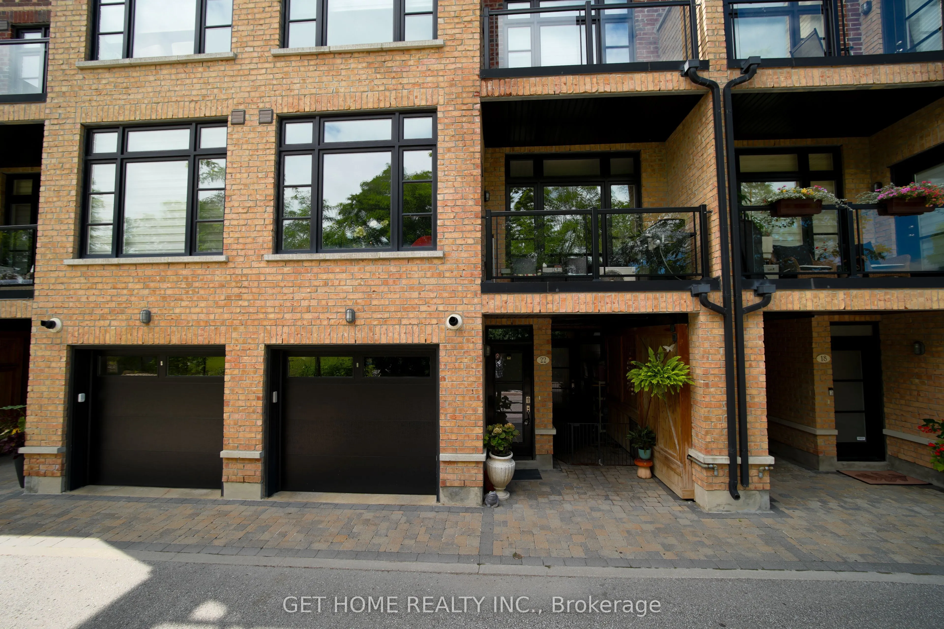8169 Kipling Avenue E #22