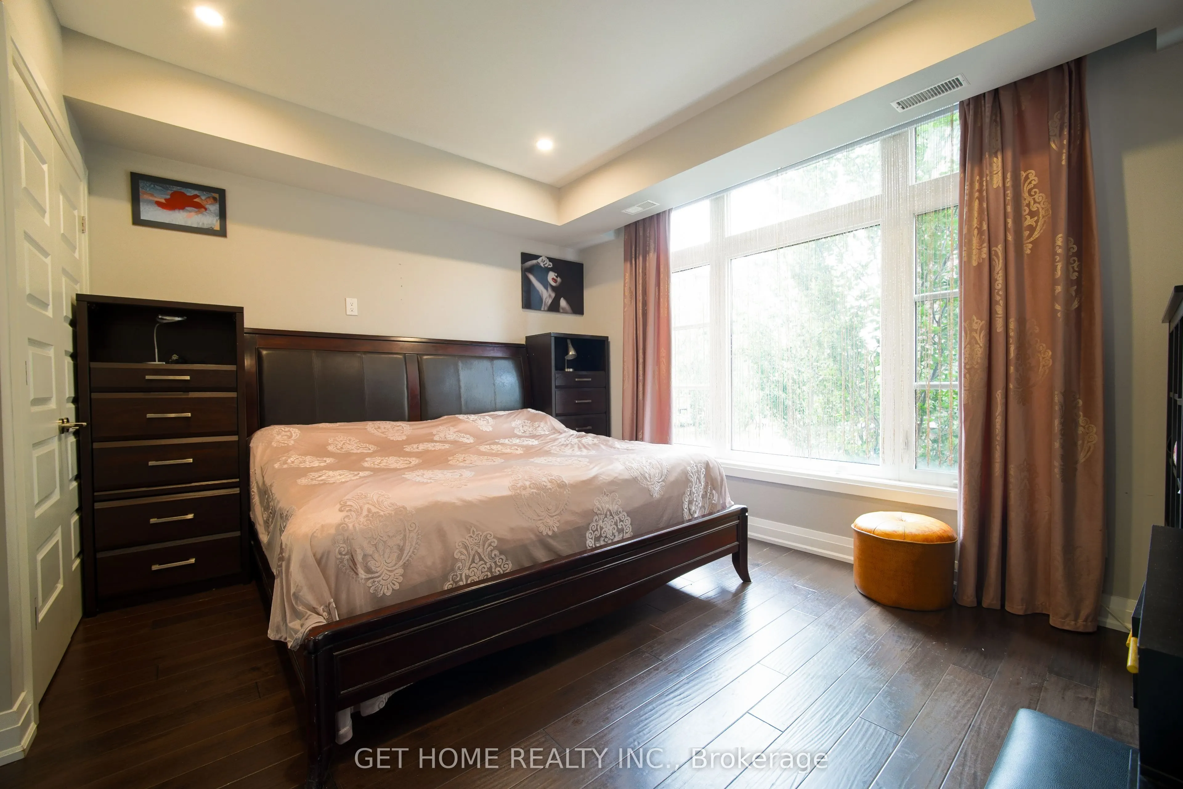 8169 Kipling Avenue E #22