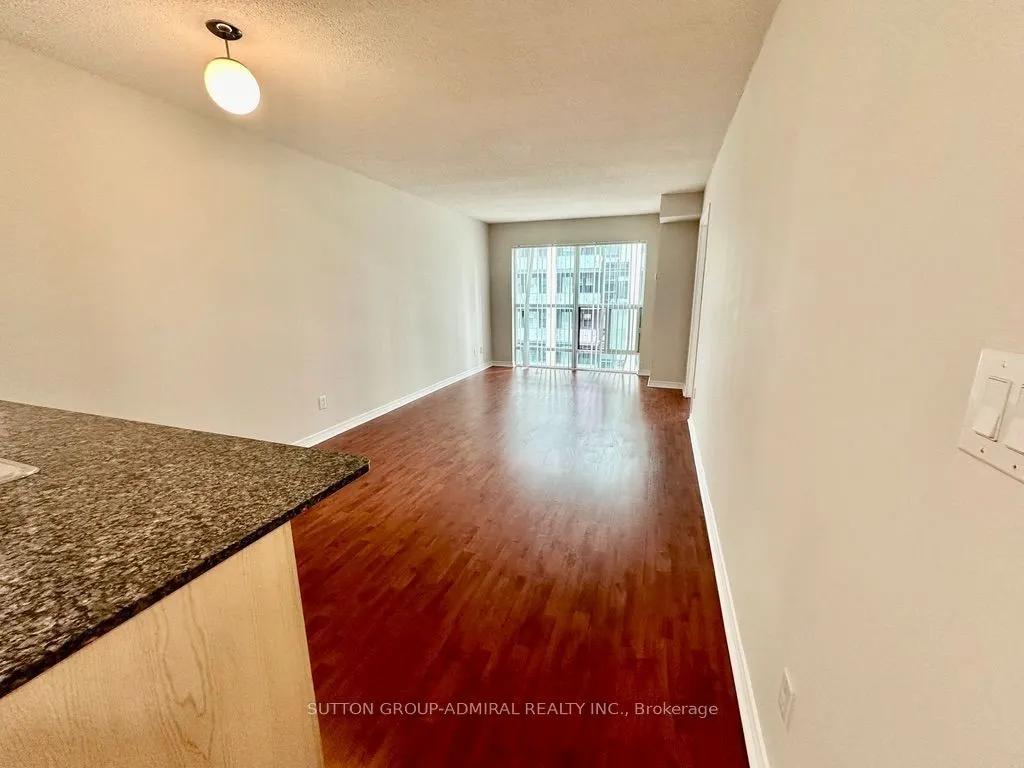 185 Oneida Crescent #911