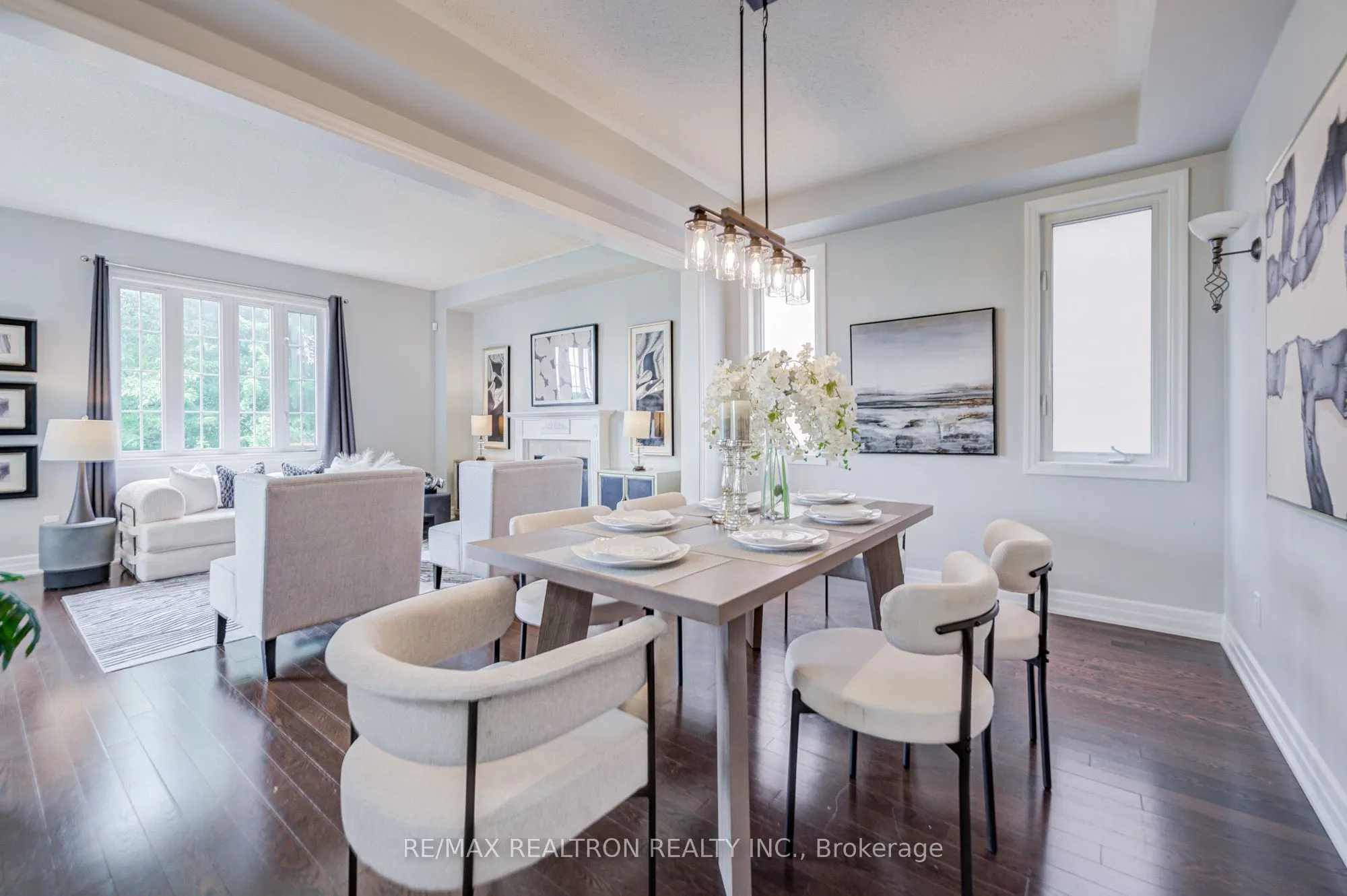 48 Robert Wilson Crescent
