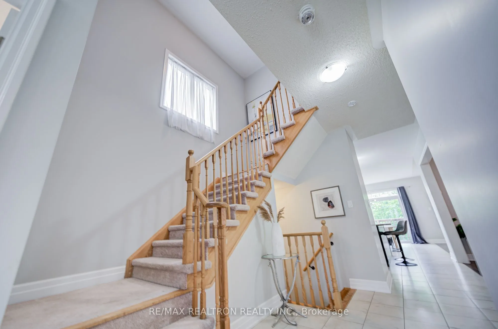 48 Robert Wilson Crescent