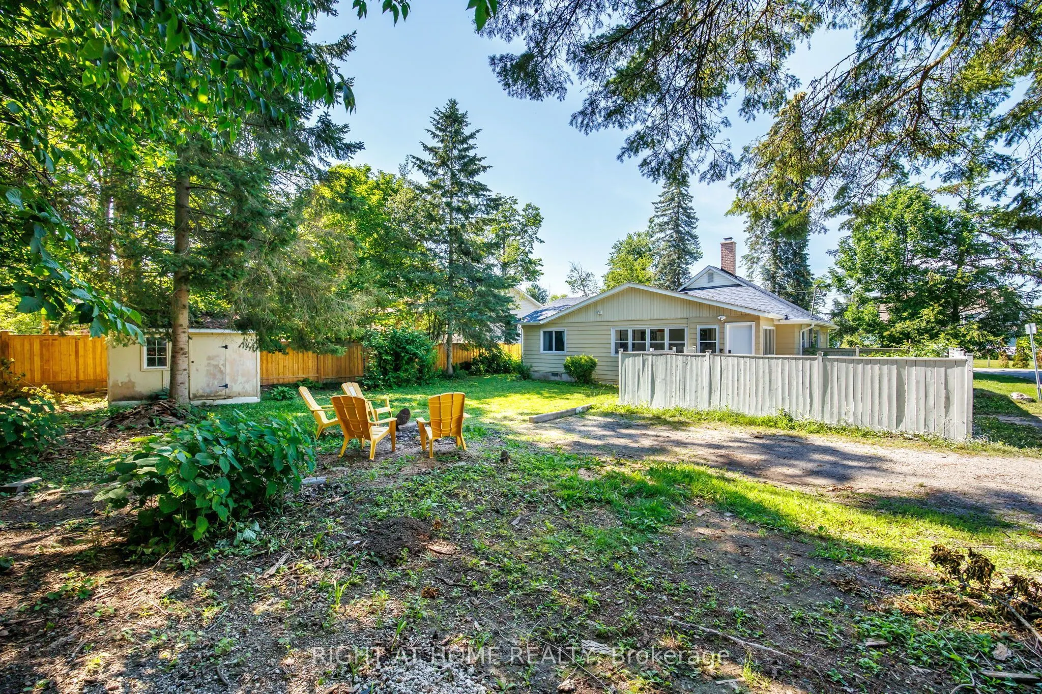 51 Lakeside Drive