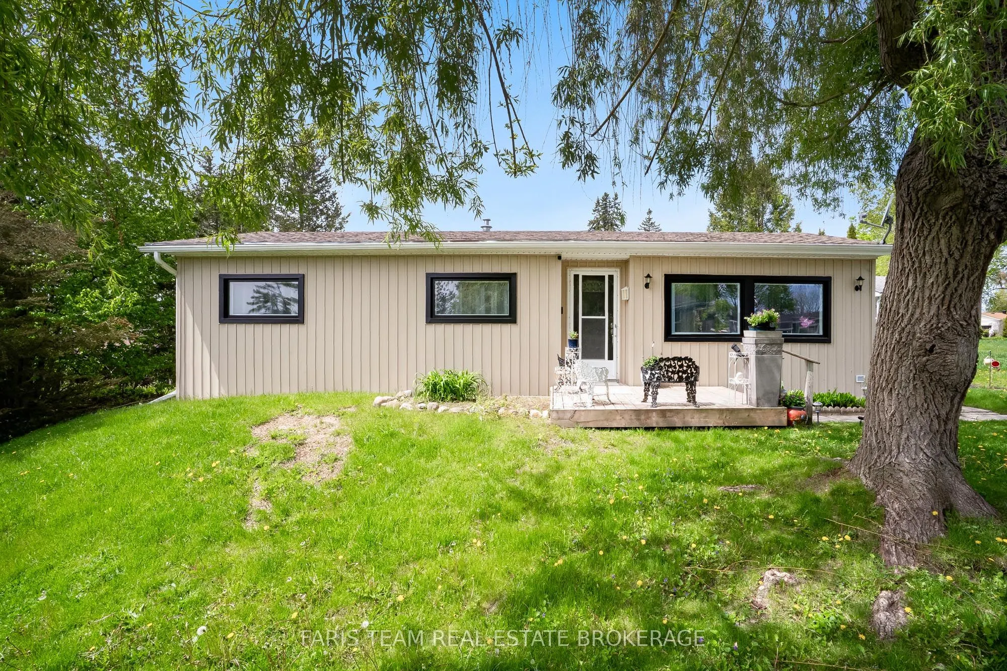 21 Hawthorne Drive