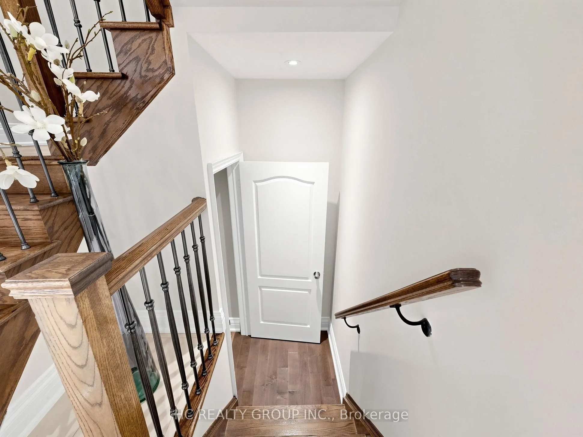 120 Upper Post Road