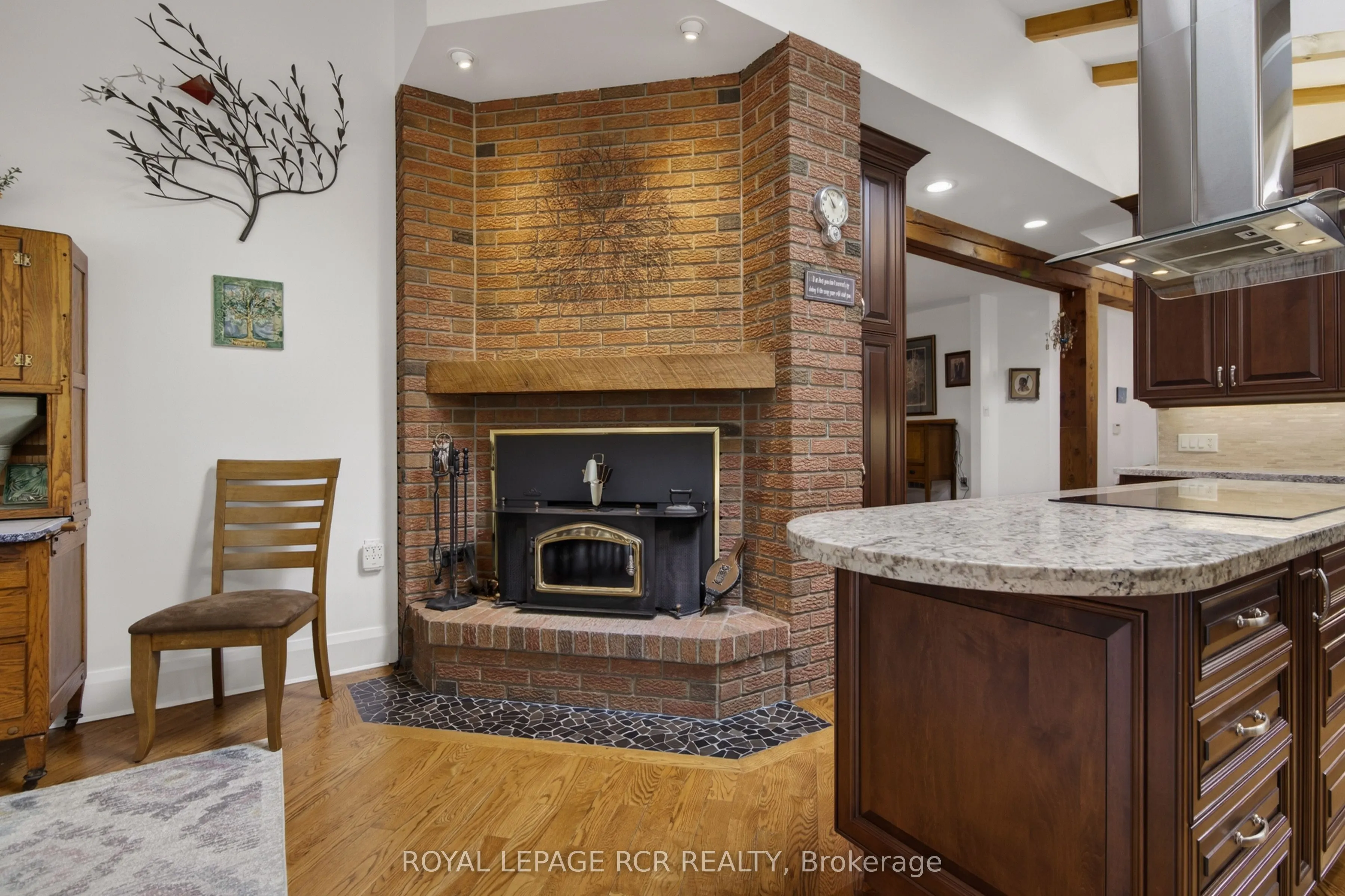 16365 Bathurst Street