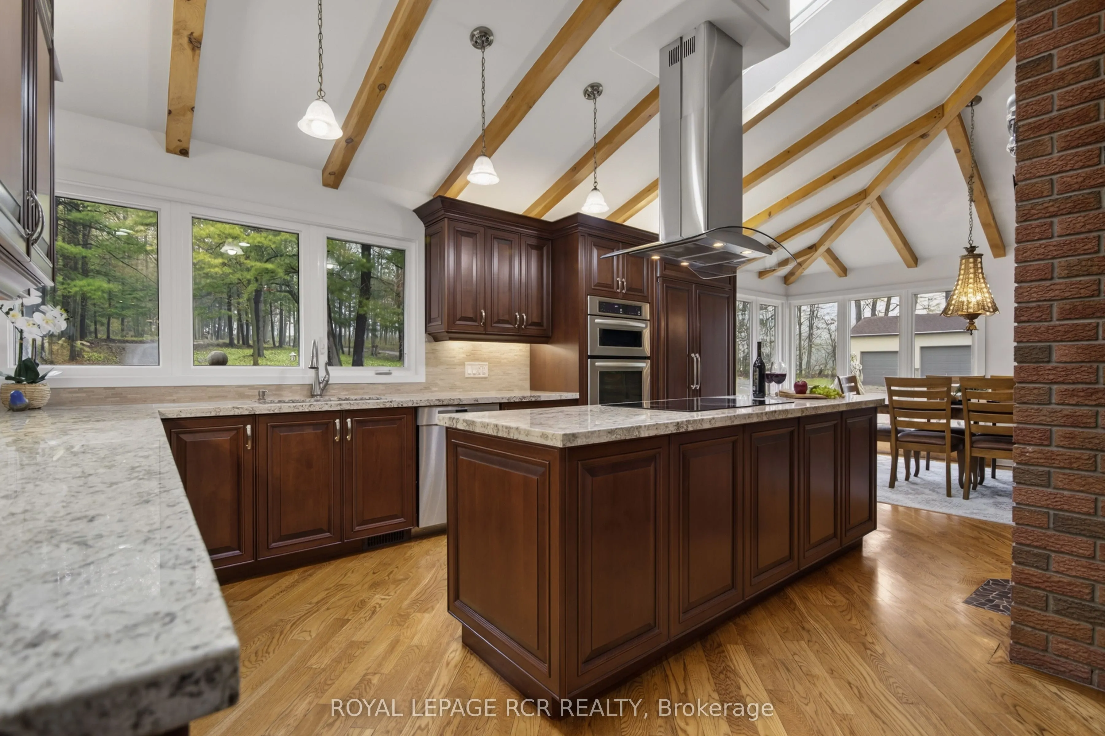 16365 Bathurst Street