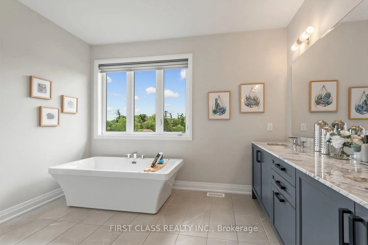15 Kenneth Campbell Court