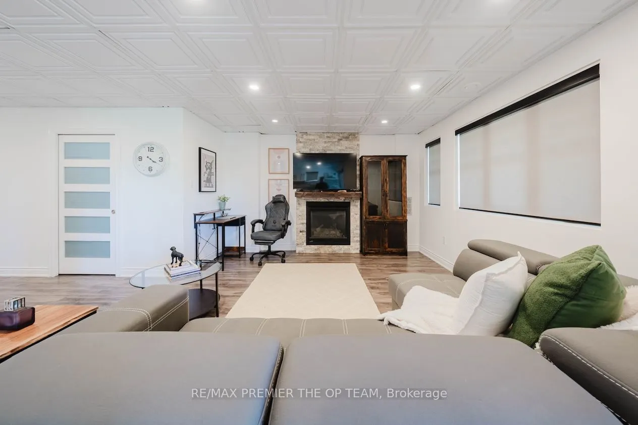 22 Adelia Place