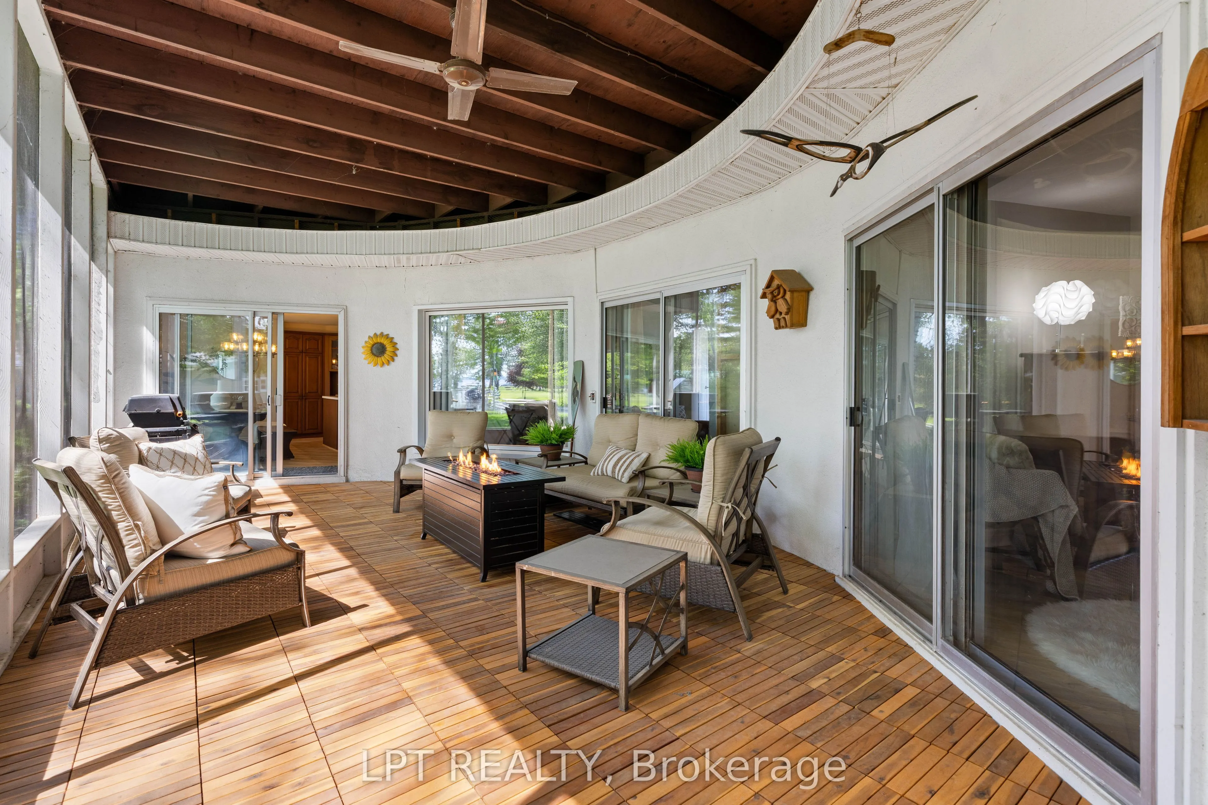 204 The Queensway S