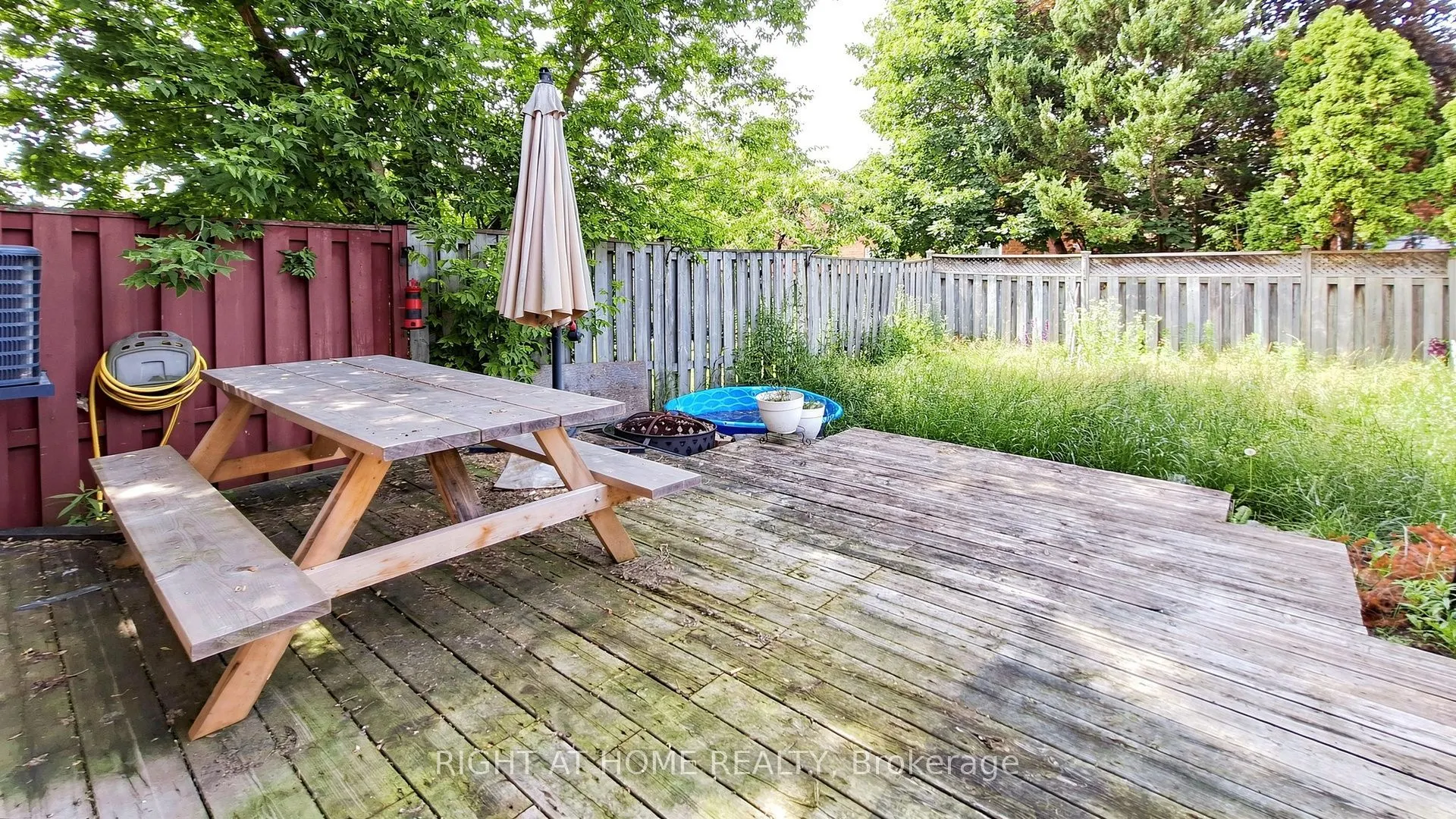 206 Fairwood Drive