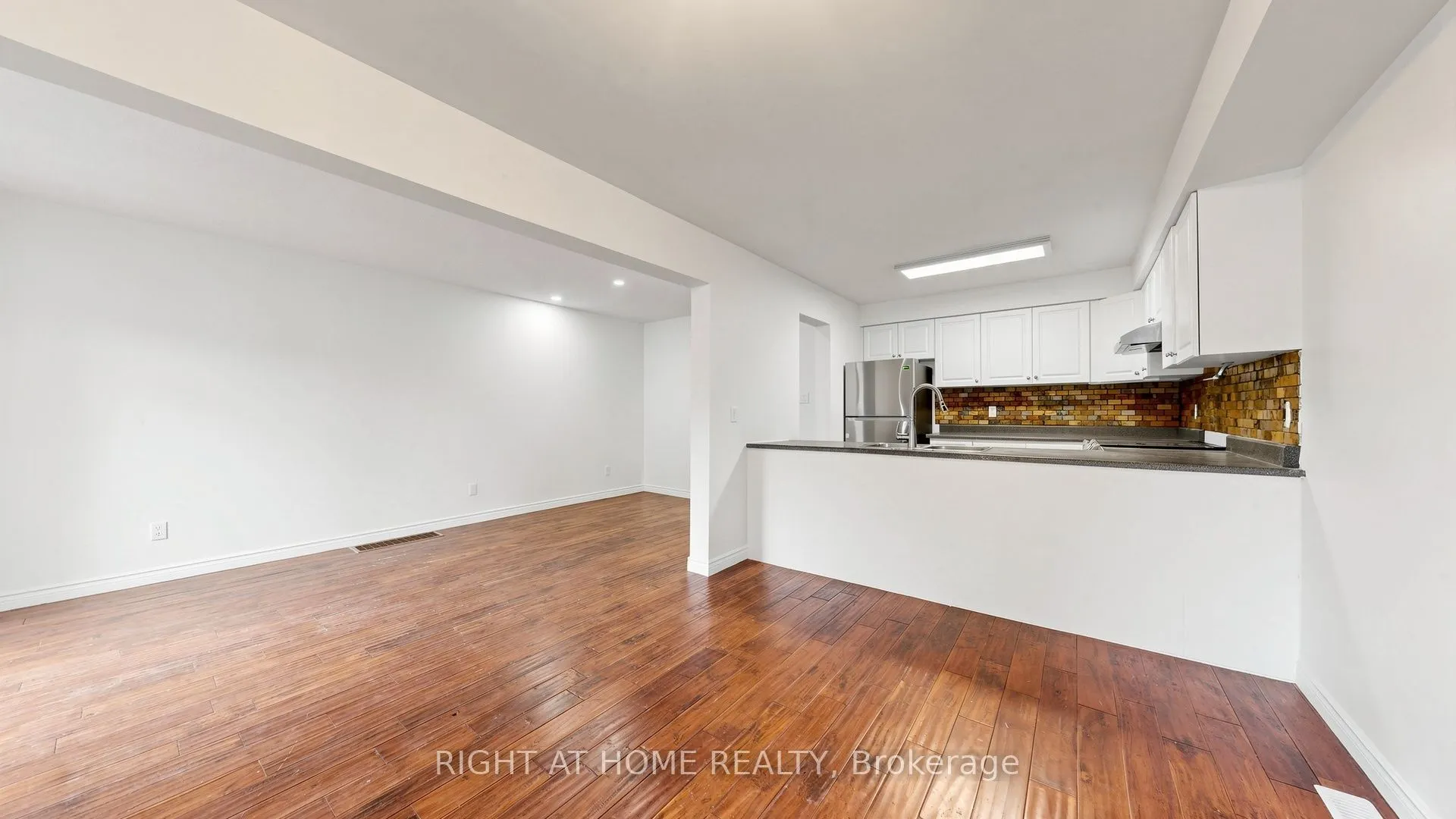 206 Fairwood Drive