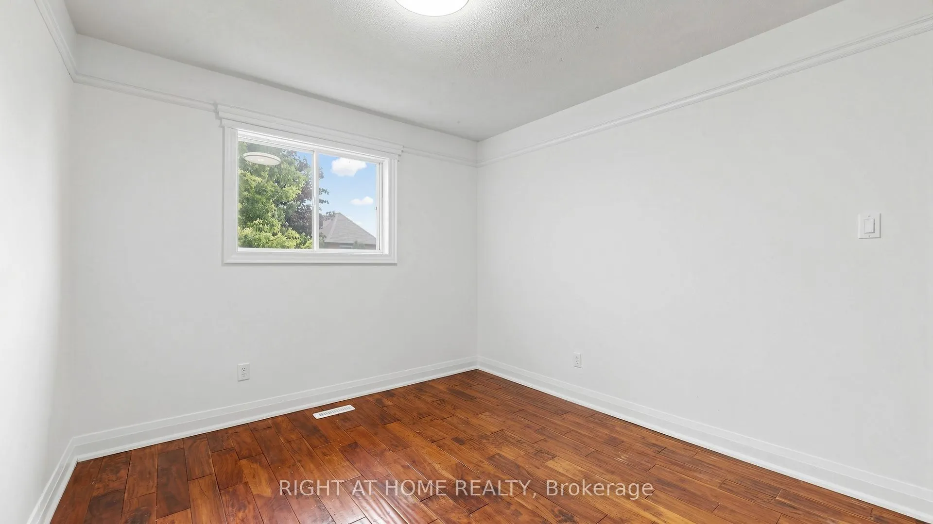 206 Fairwood Drive