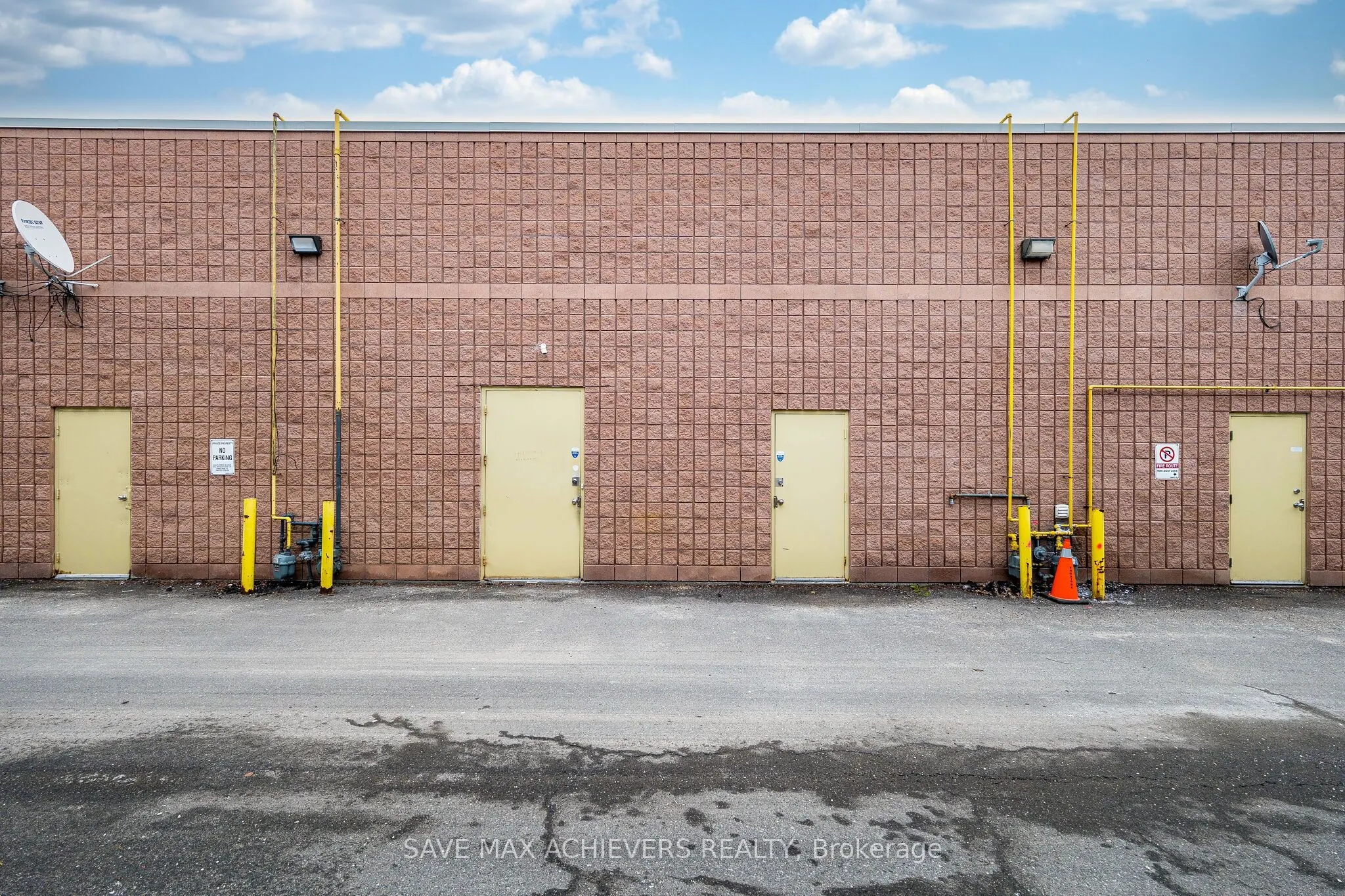 9600 Islington Avenue #B11