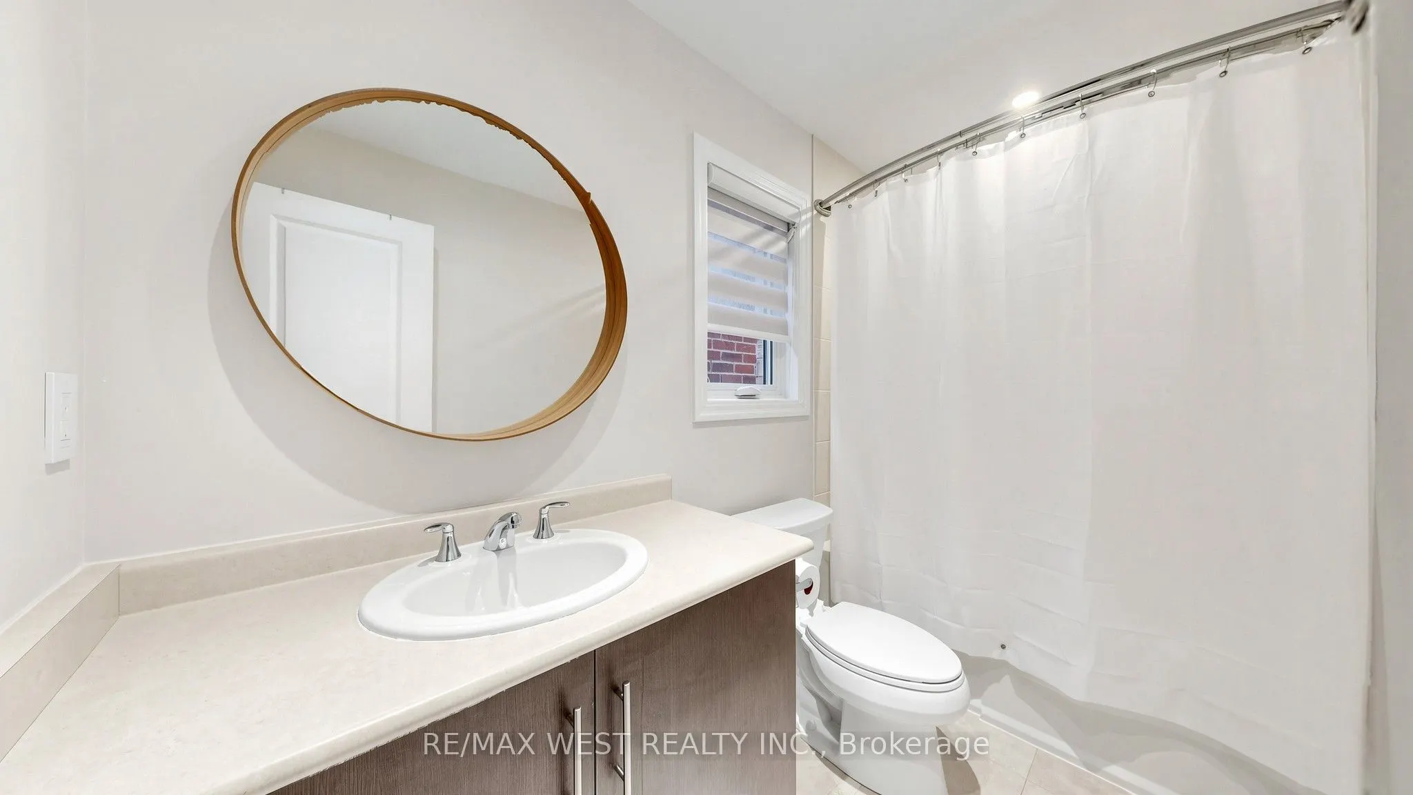 57 Alex Campbell Crescent
