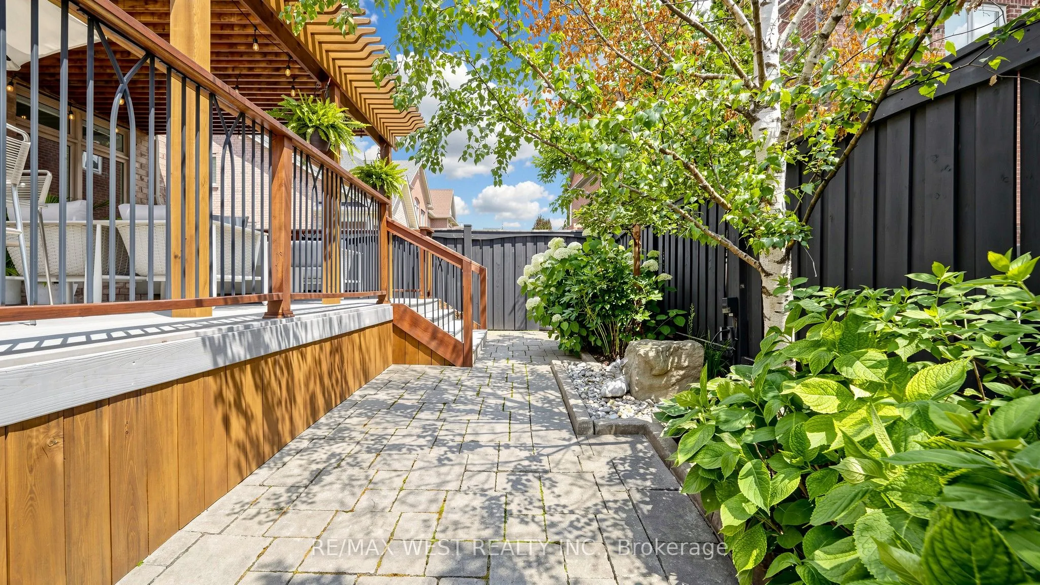 57 Alex Campbell Crescent