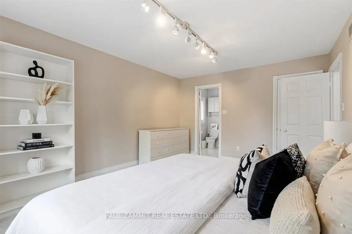 20 Tanglewood Trail