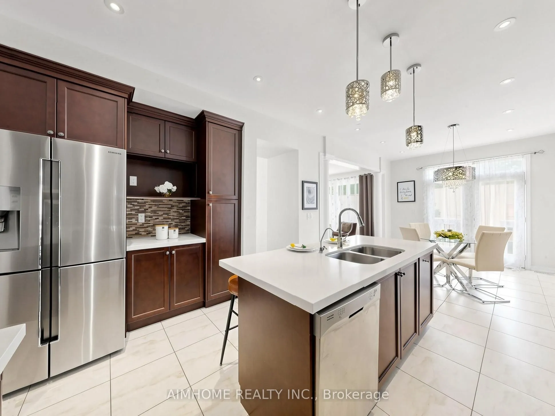 664 Mcgregor Farm Trail