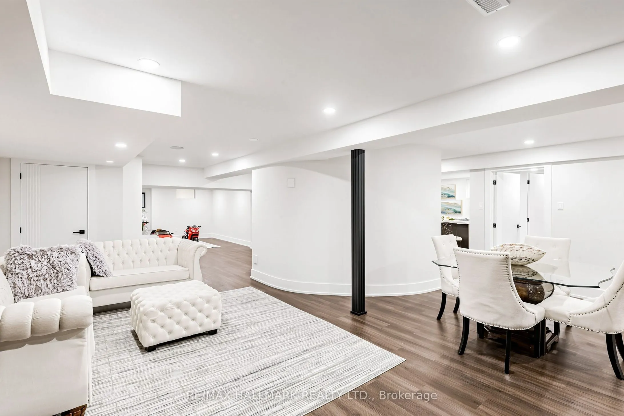 63 Willett Crescent