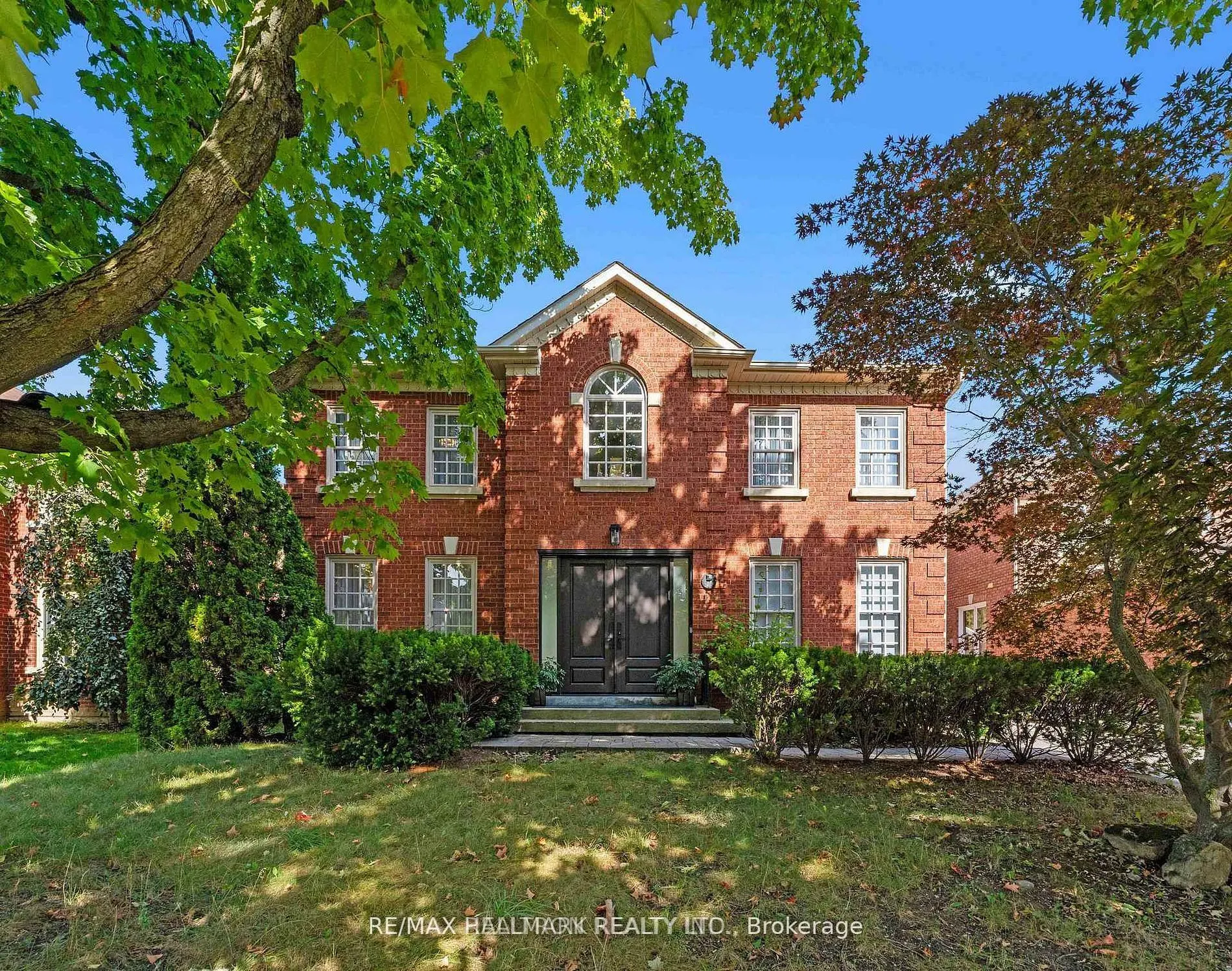 63 Willett Crescent