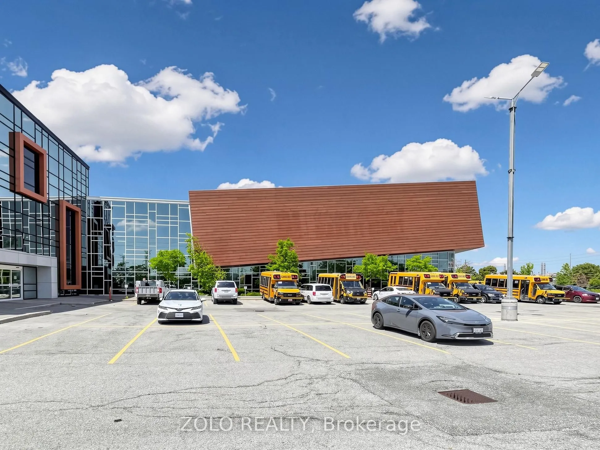 7250 Keele Street #D (350)