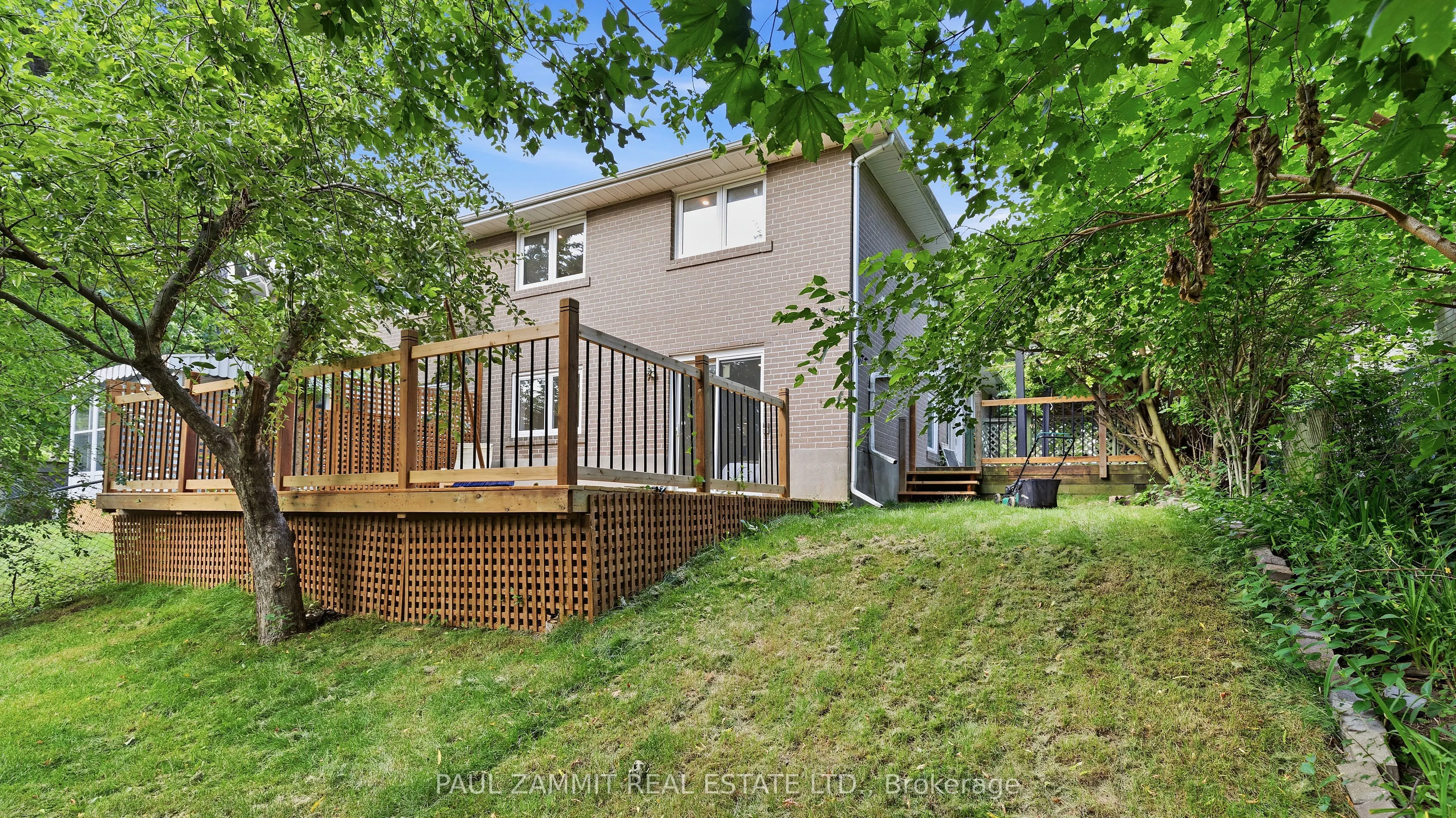 6 King Richard Court