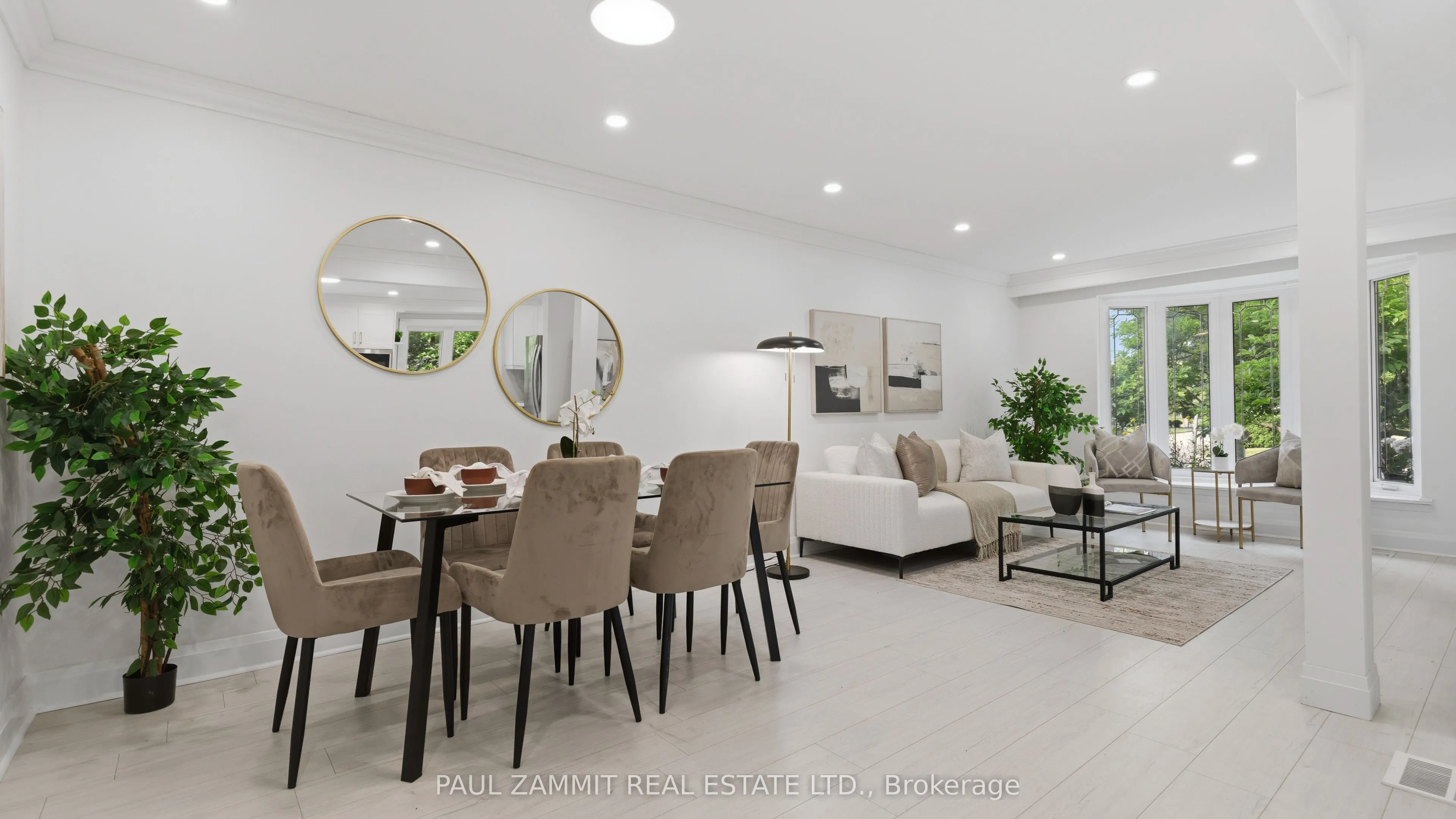 6 King Richard Court