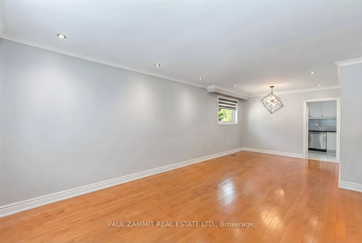 47 Ladyslipper Court