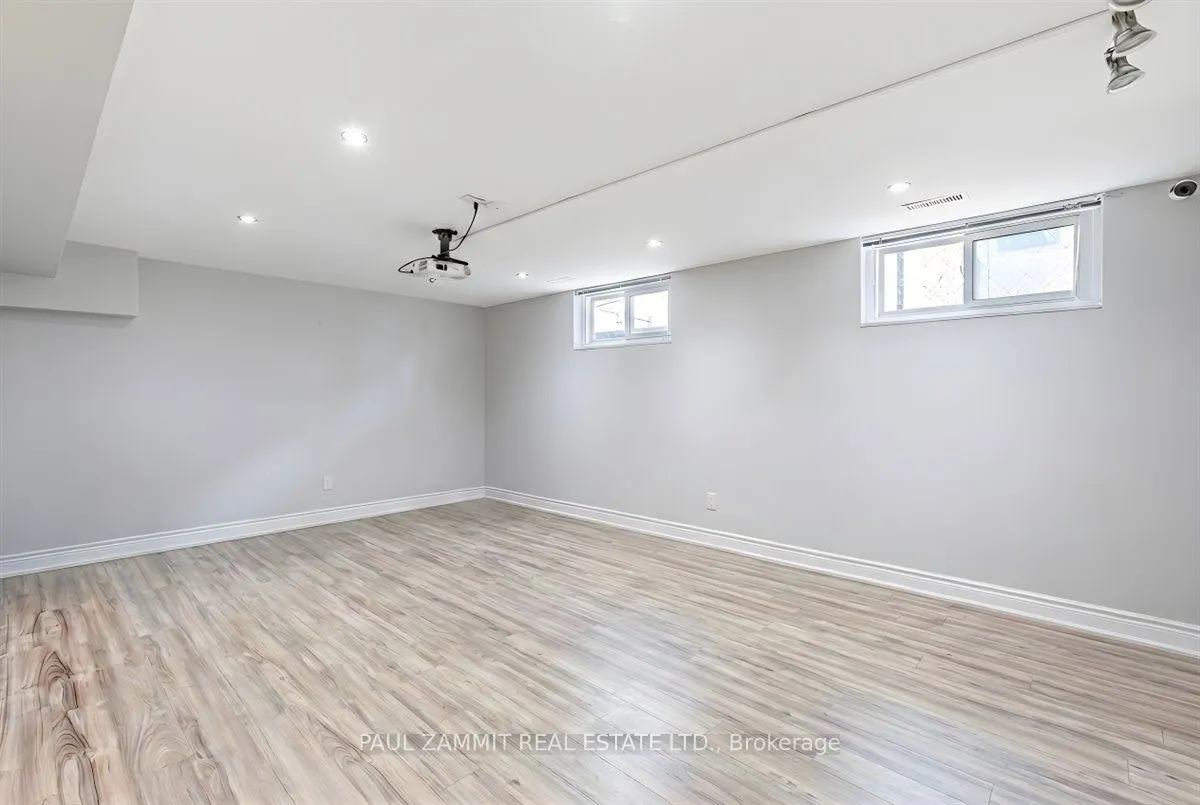 47 Ladyslipper Court