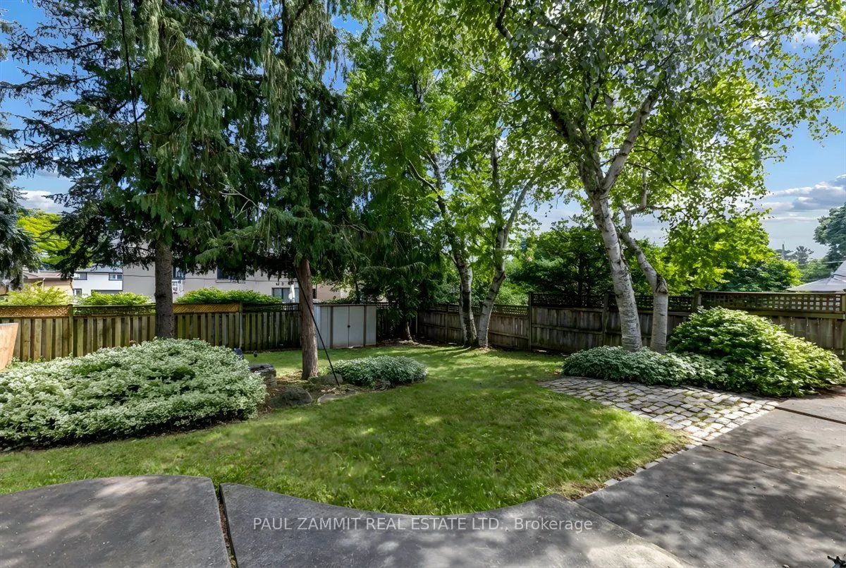 47 Ladyslipper Court