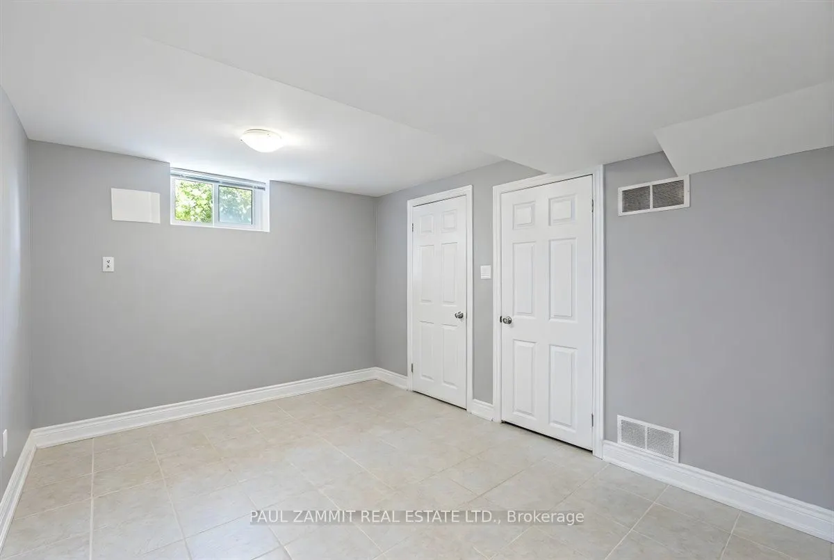 47 Ladyslipper Court
