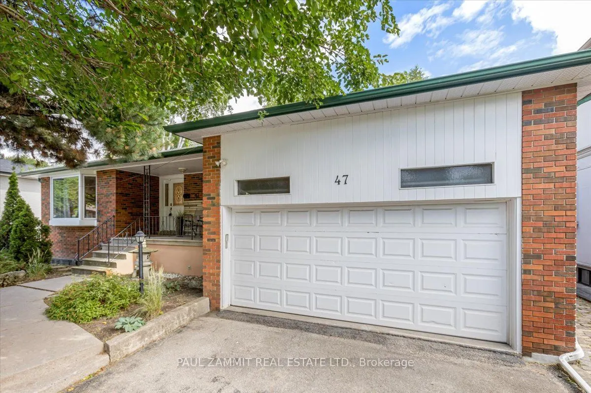 47 Ladyslipper Court