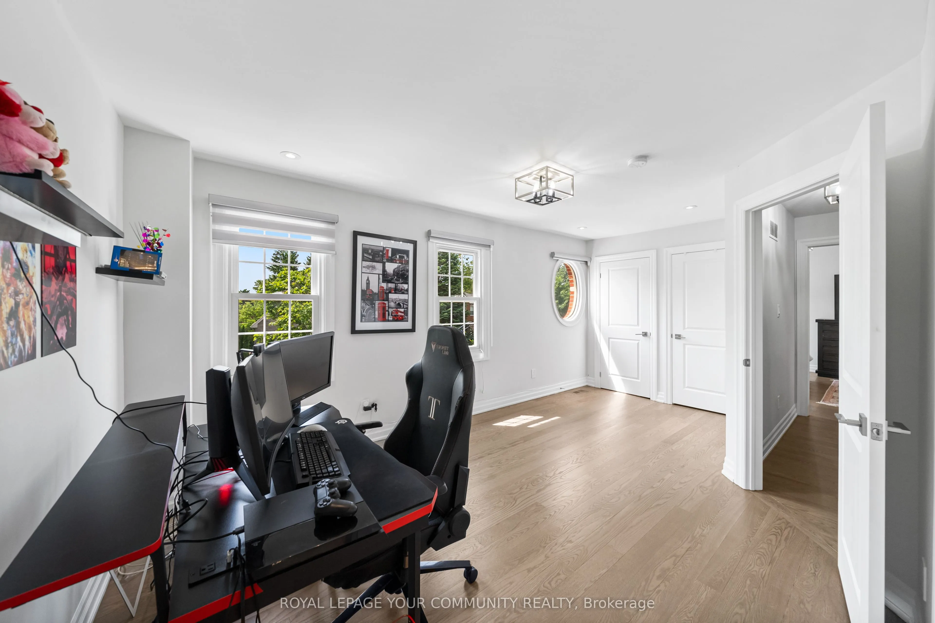 42 Oatlands Crescent
