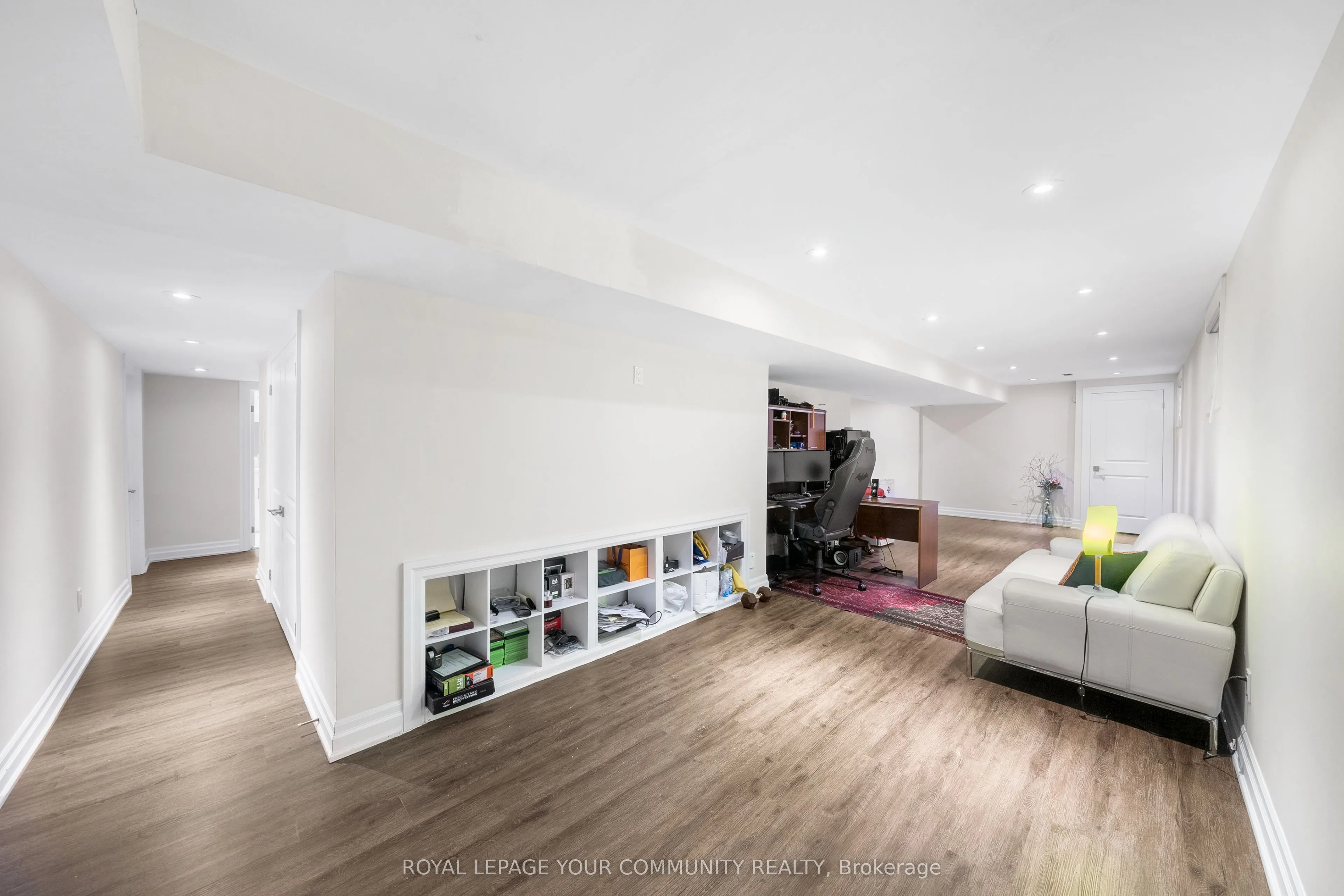 42 Oatlands Crescent