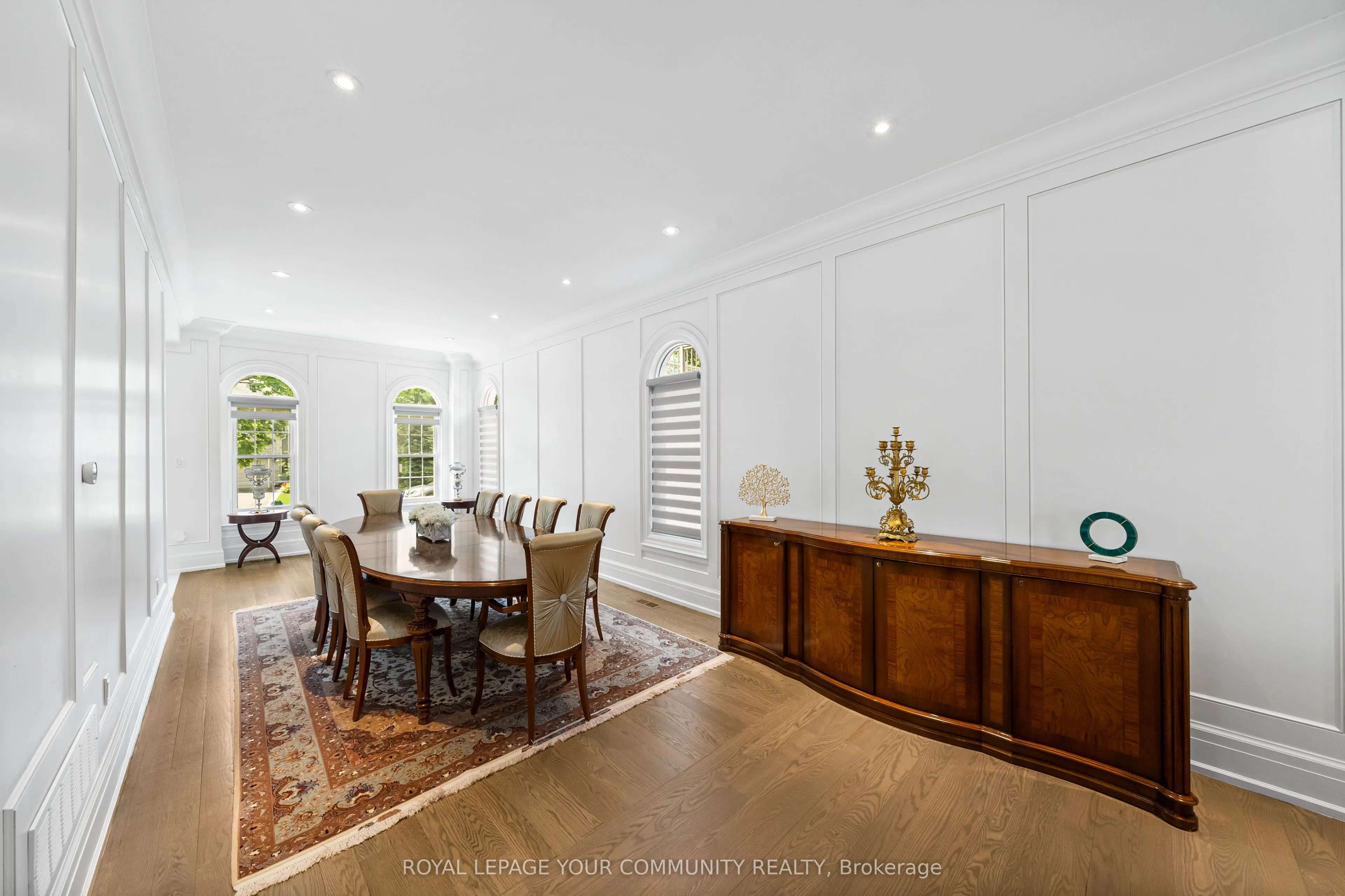 42 Oatlands Crescent