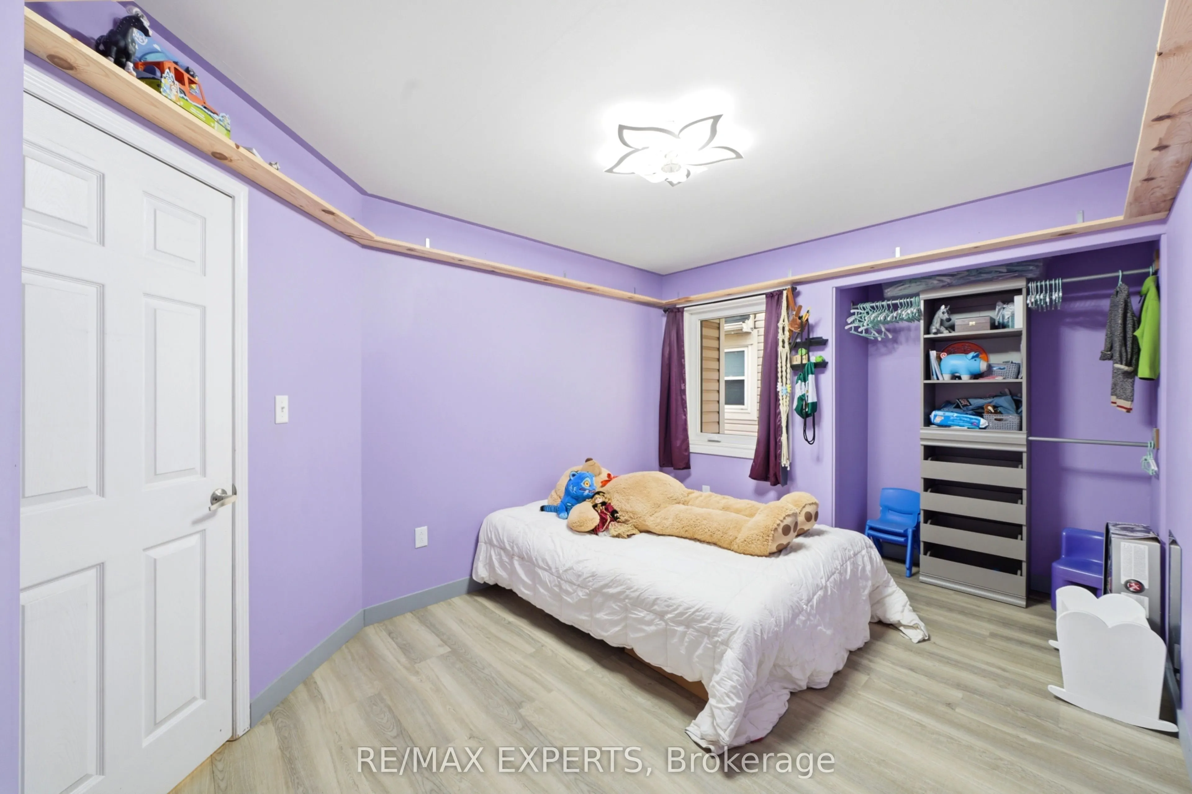 27 Kidd Crescent