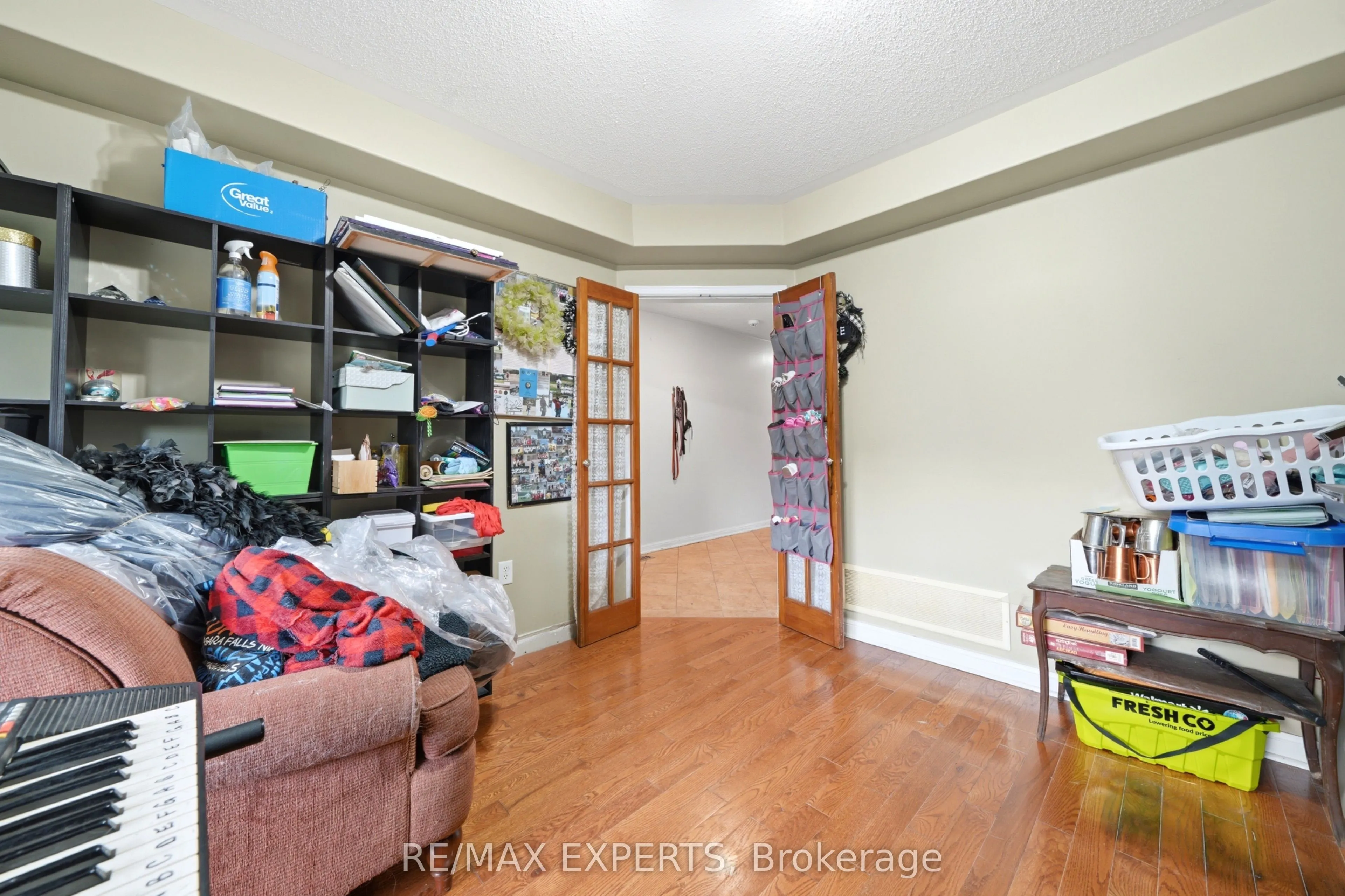 27 Kidd Crescent