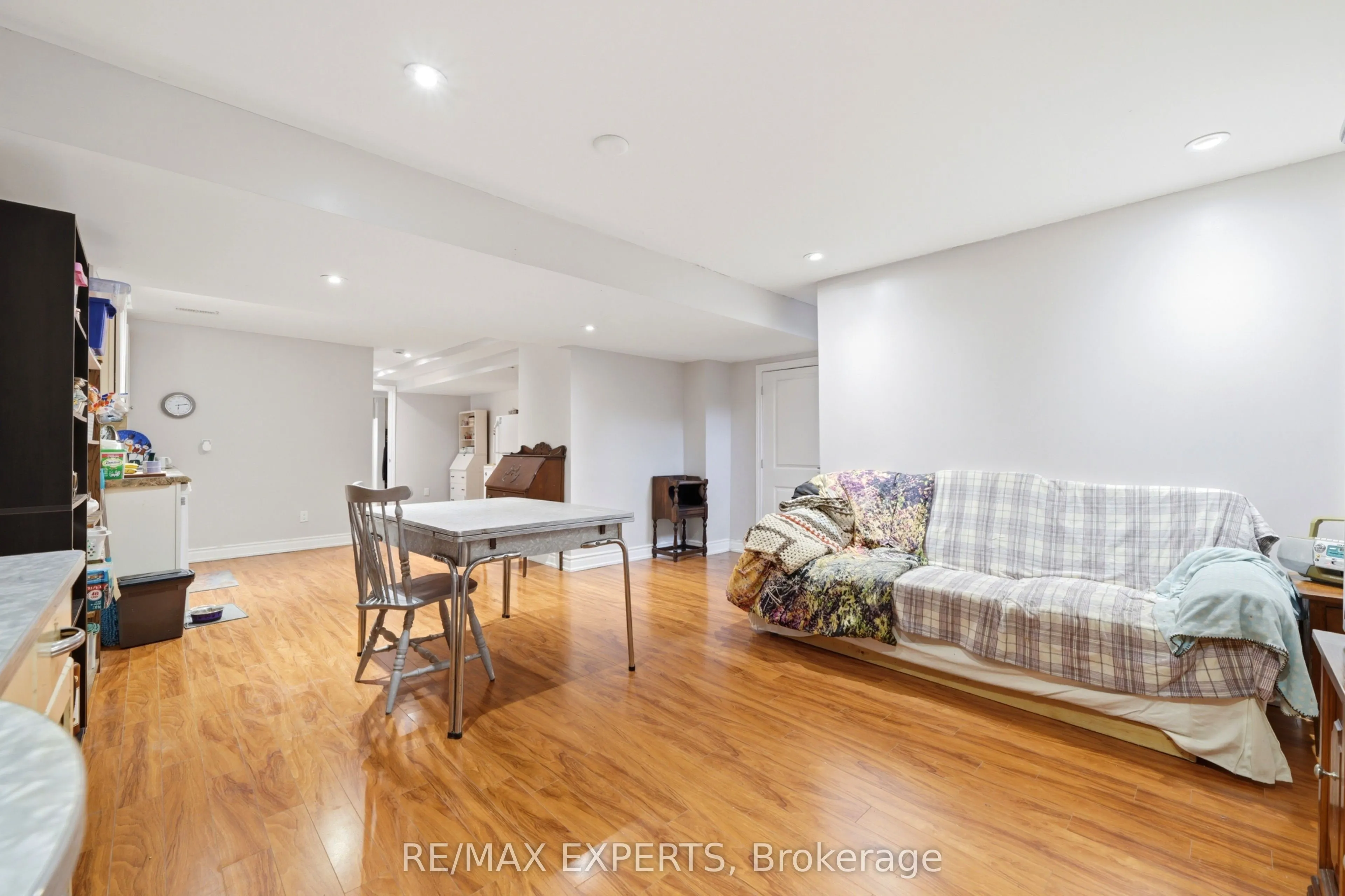 27 Kidd Crescent