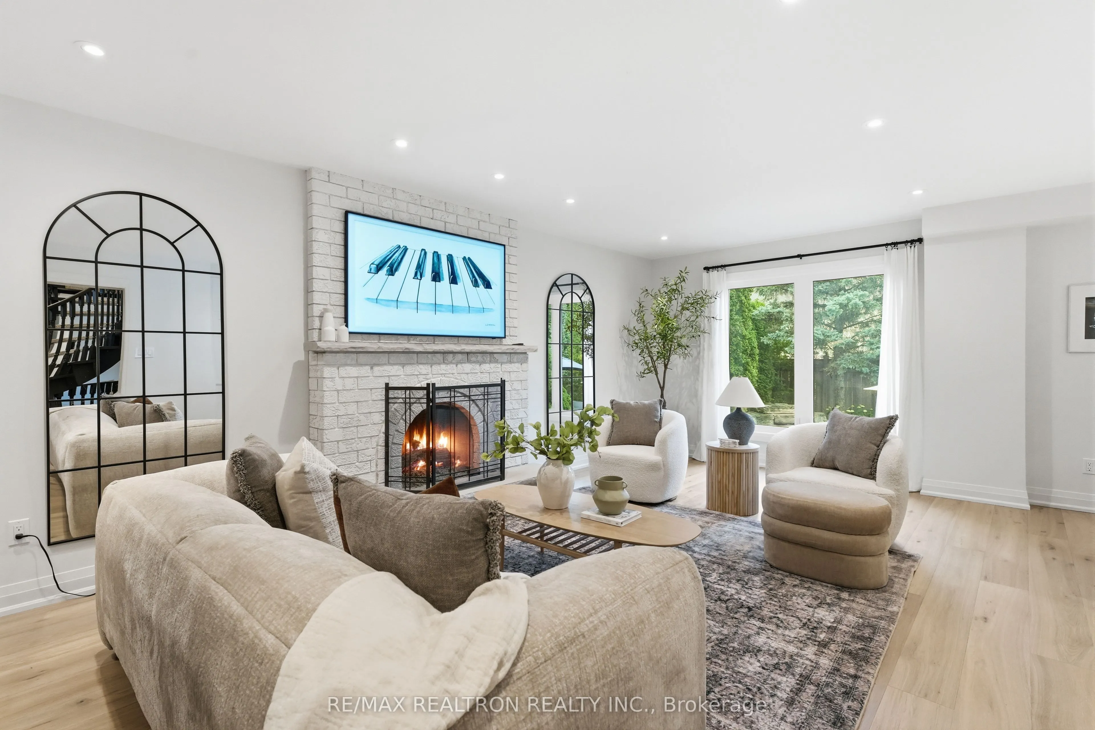 653 Exceller Circle