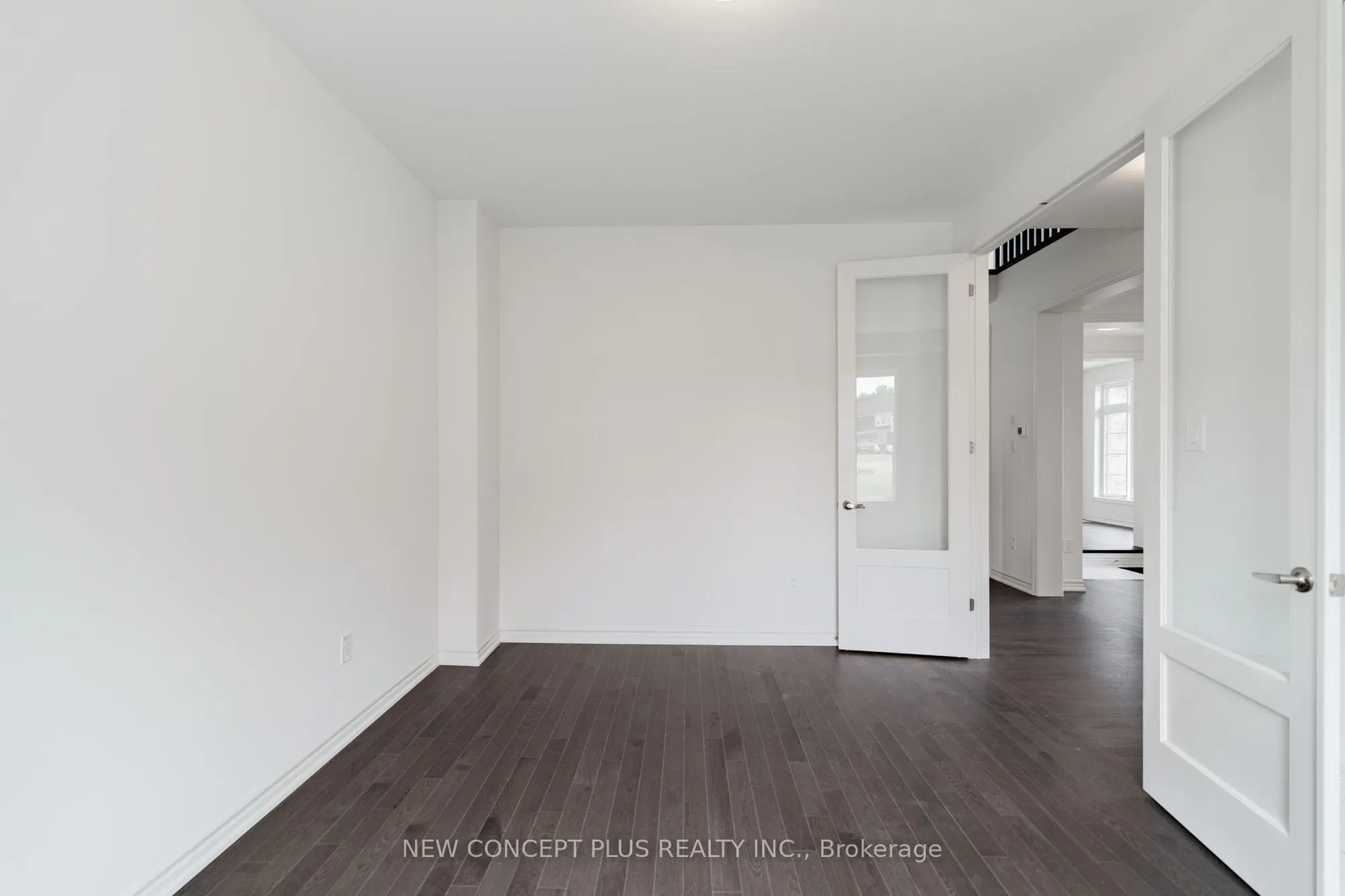 22 Twinleaf Crescent E