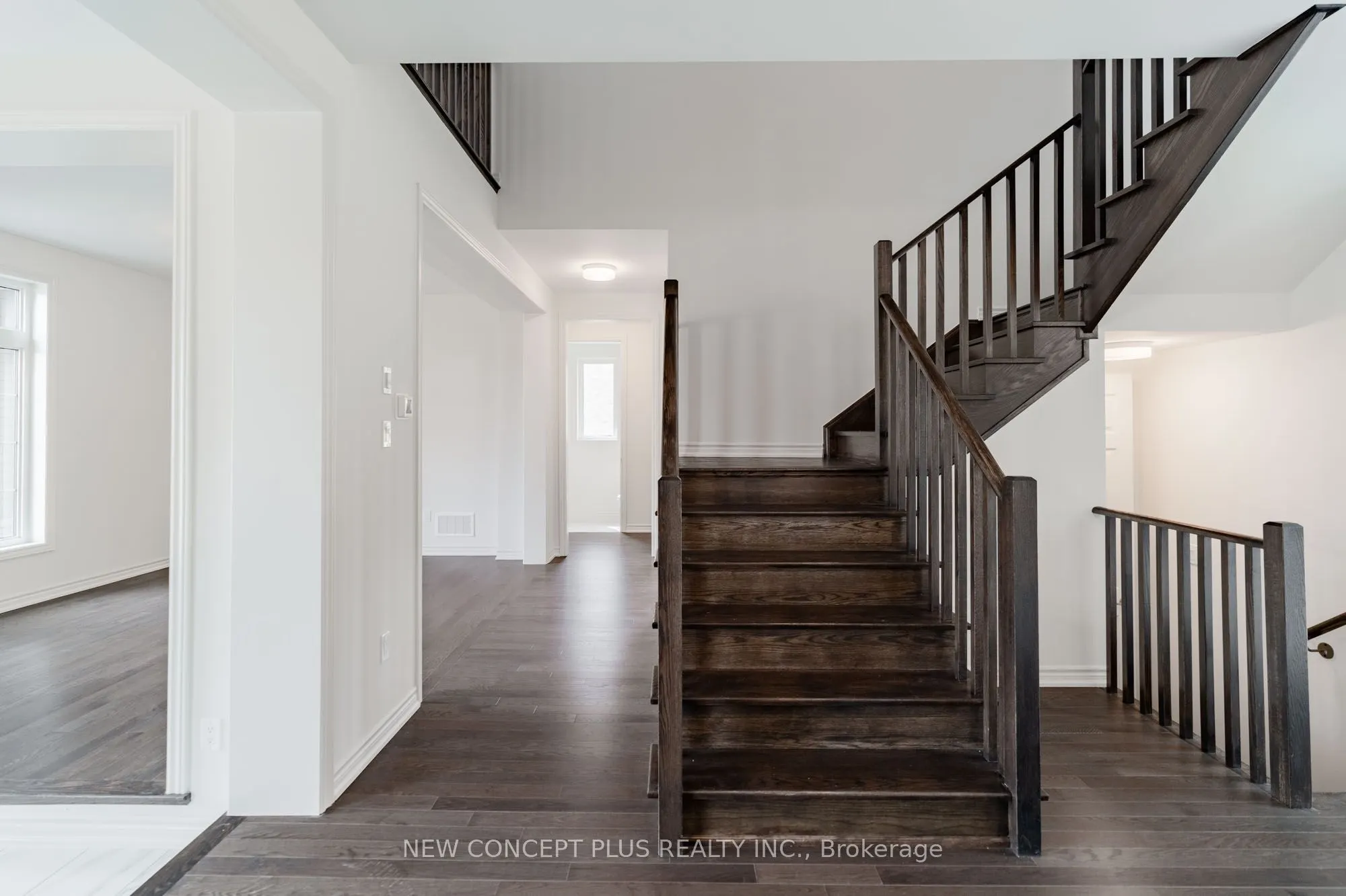 22 Twinleaf Crescent E