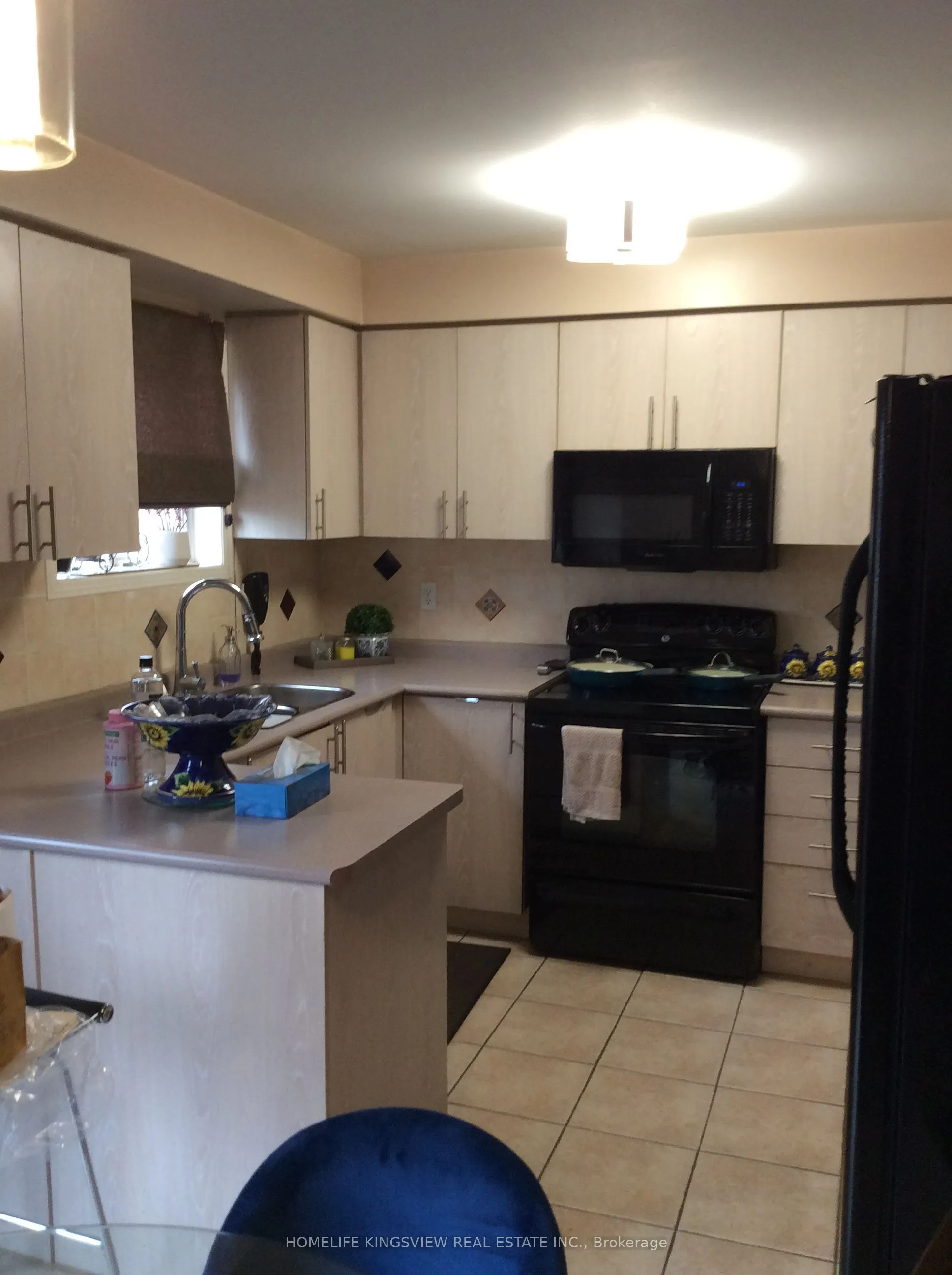 30 Condotti Drive