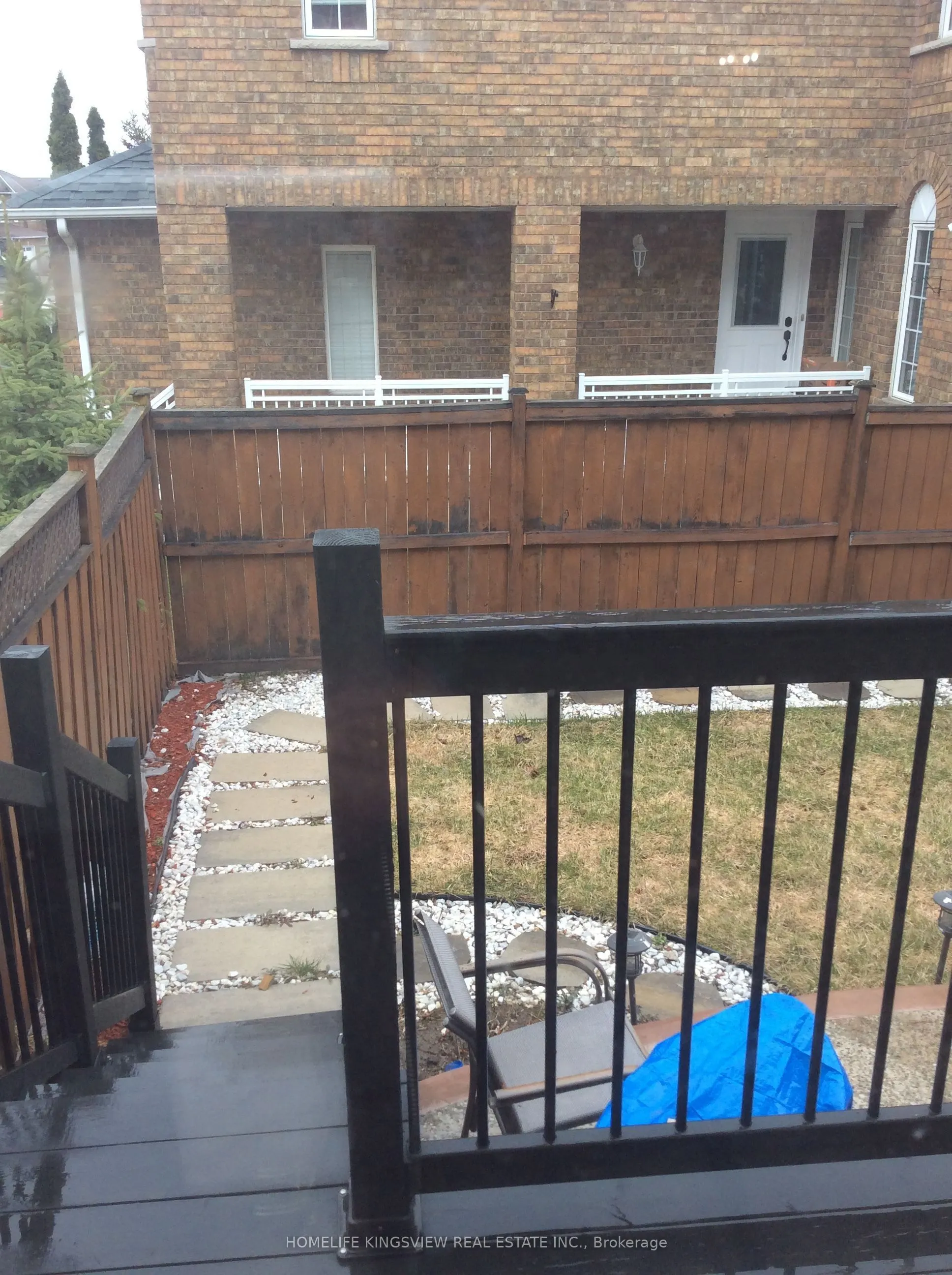 30 Condotti Drive