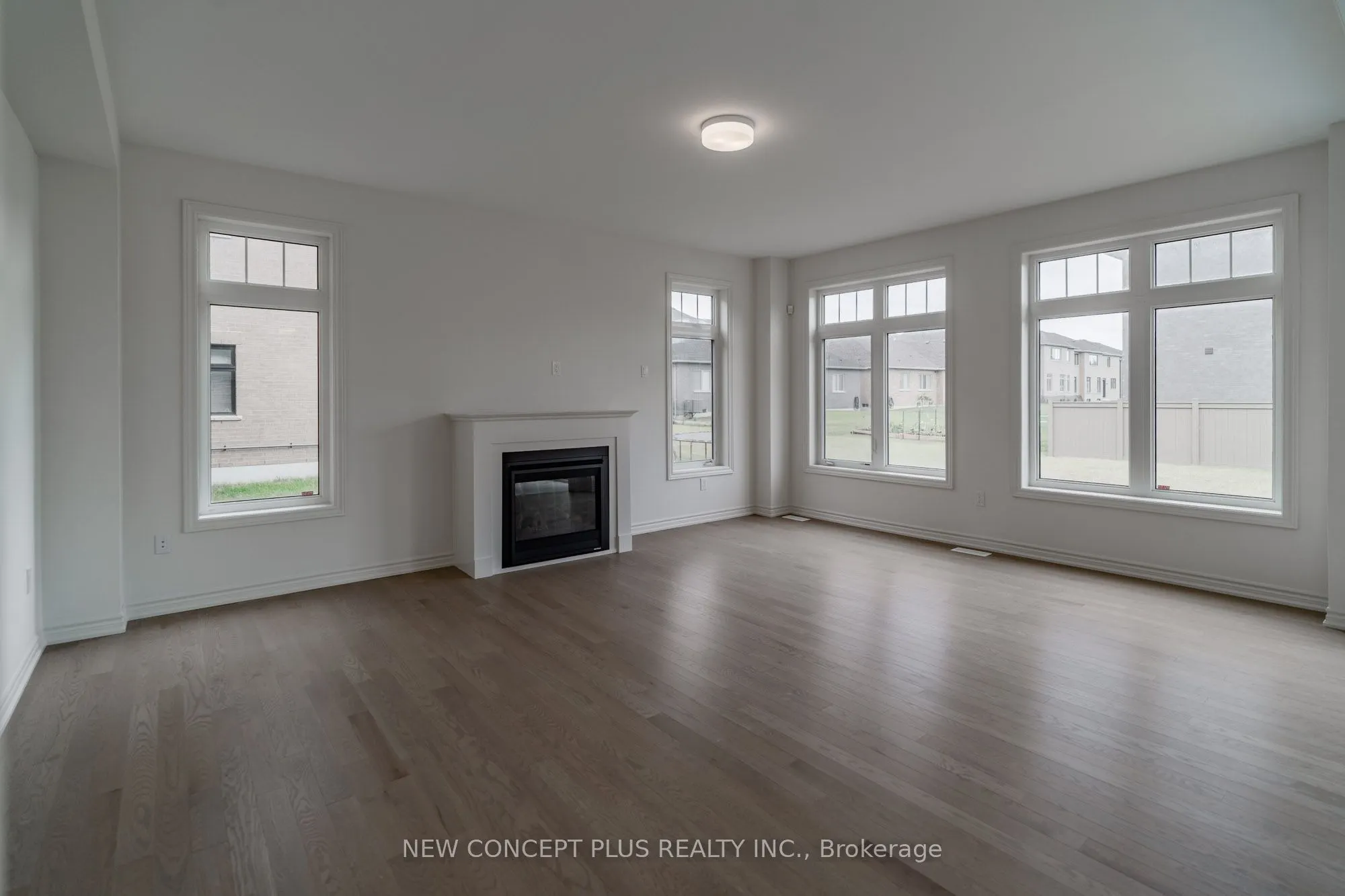 44 Orchid Crescent