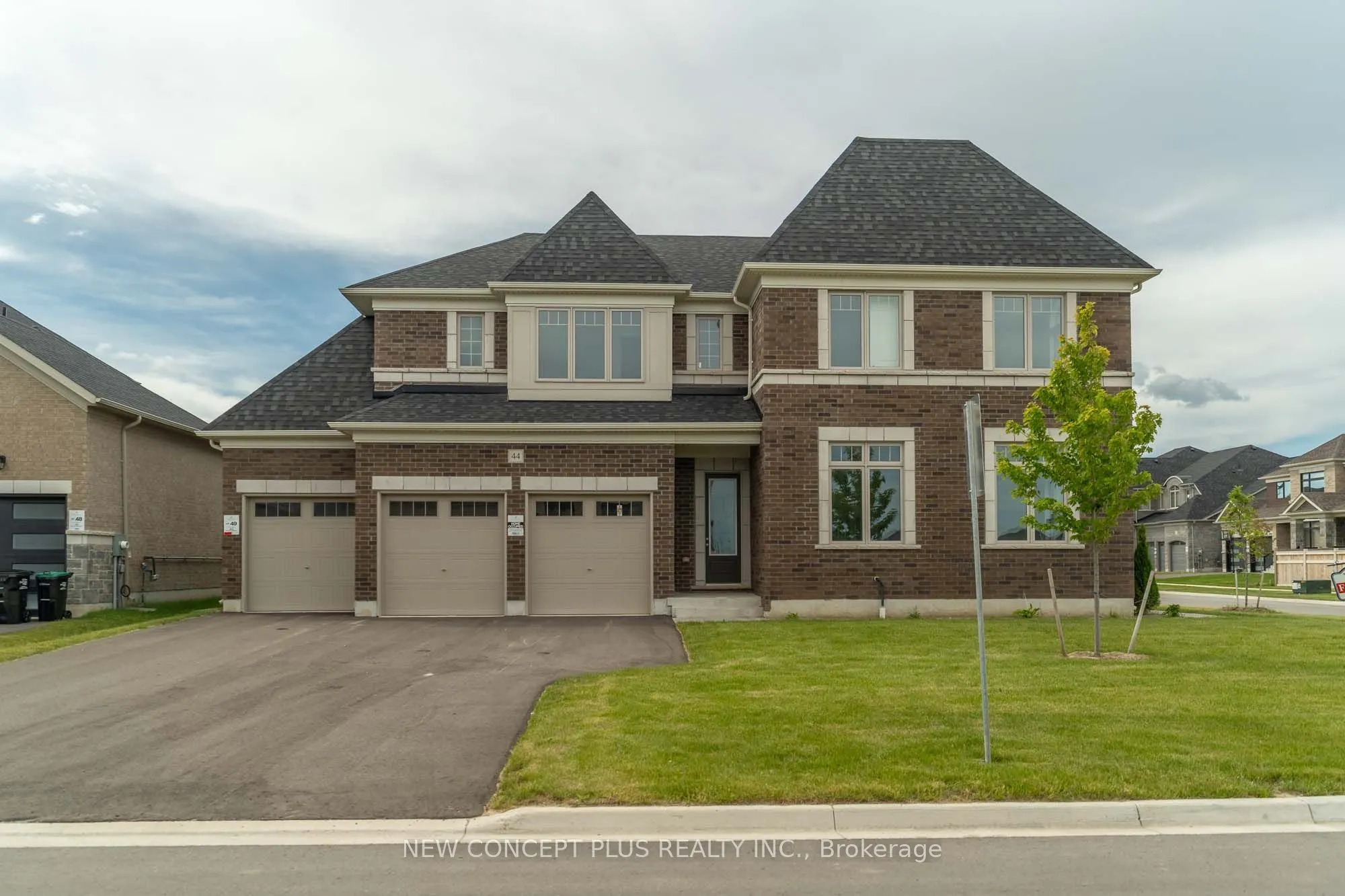 44 Orchid Crescent