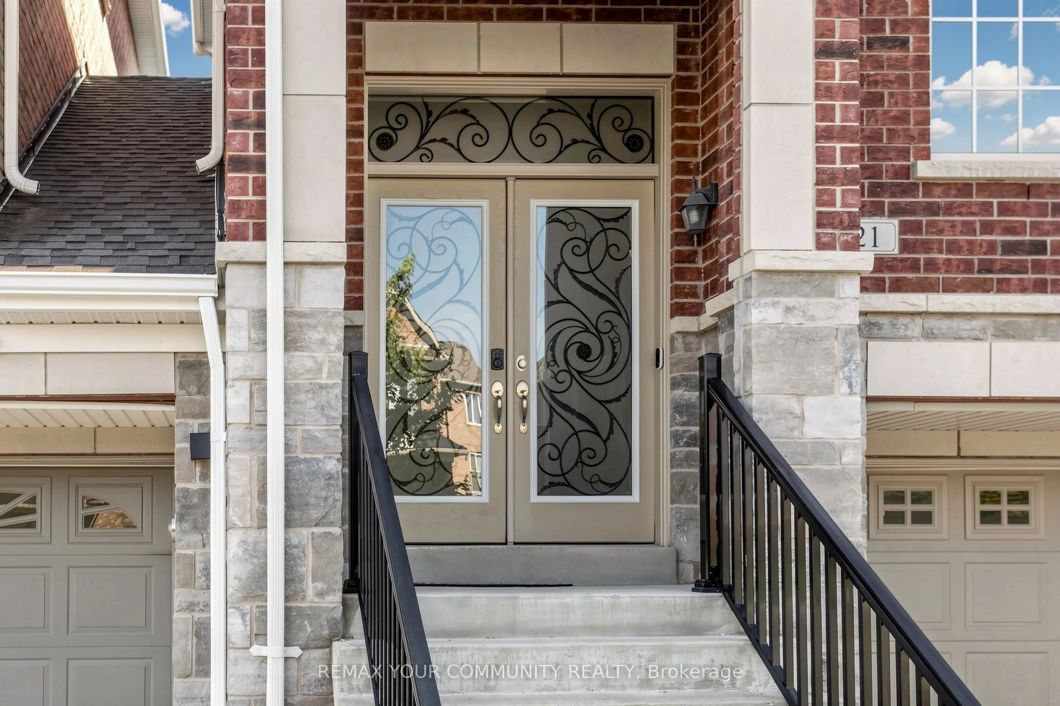 21 Princess Charlotte Avenue